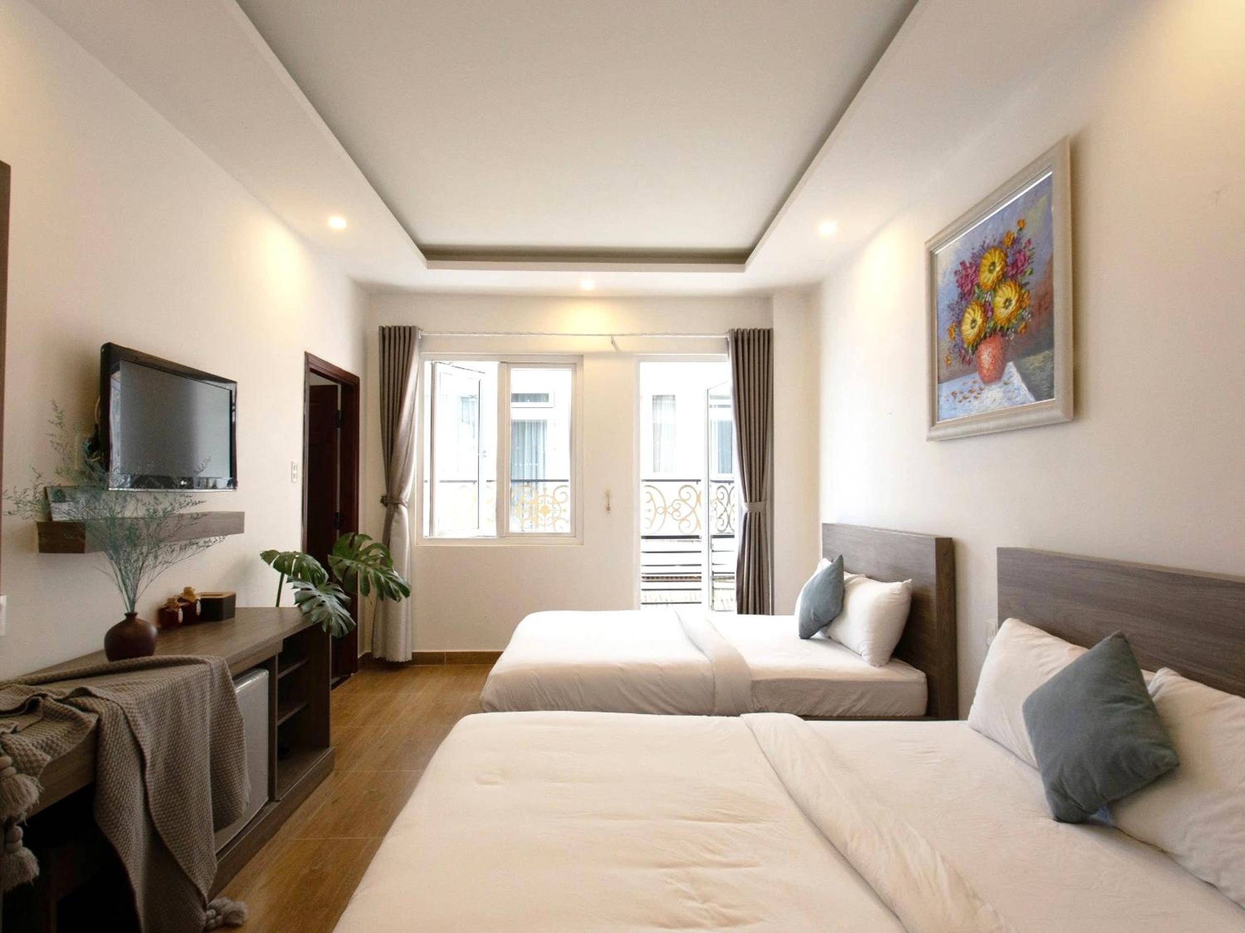 K HO DISCOVERY Guest House