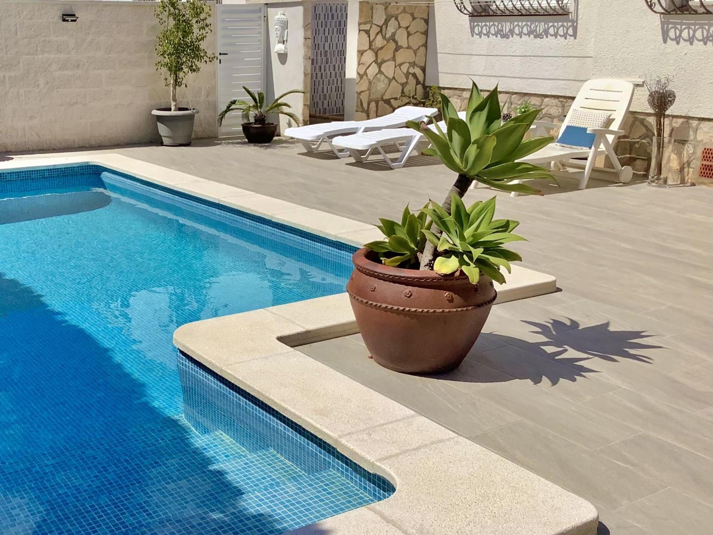 Villa Antonia con piscina privada AC y wifi view 4