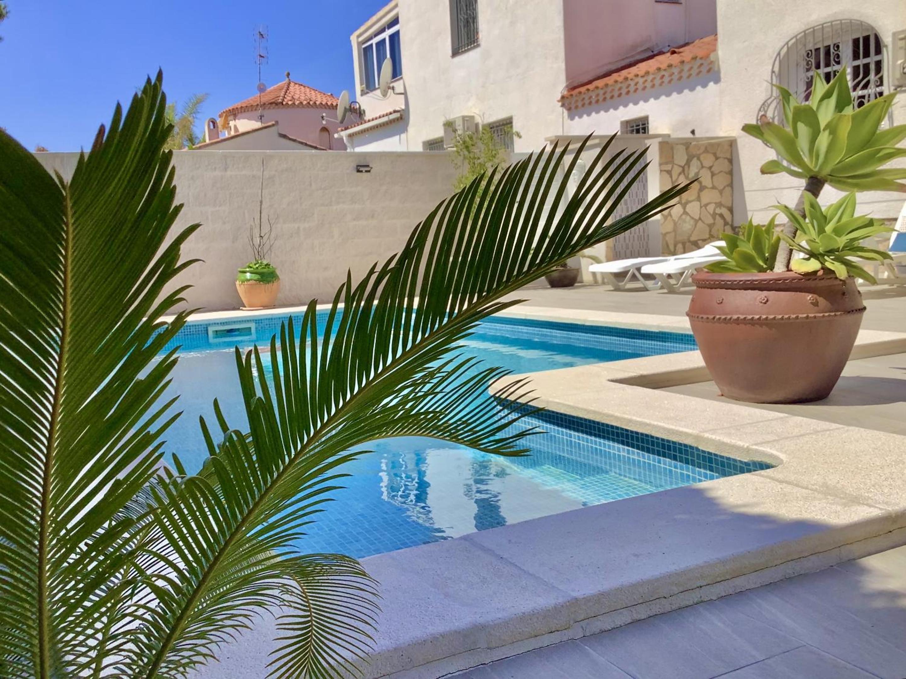 Villa Antonia con piscina privada AC y wifi view 5