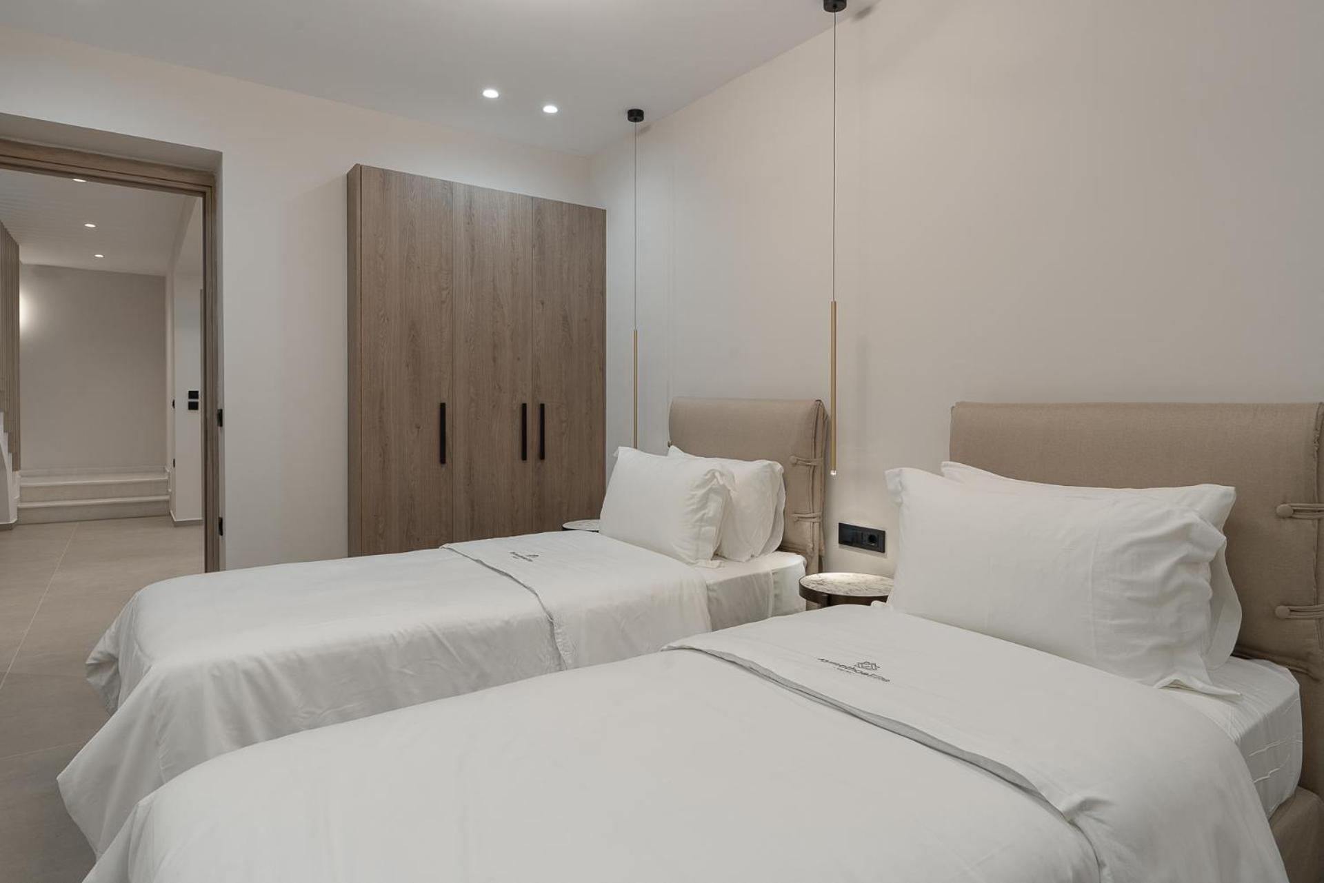 Kymothoe Elite Villas