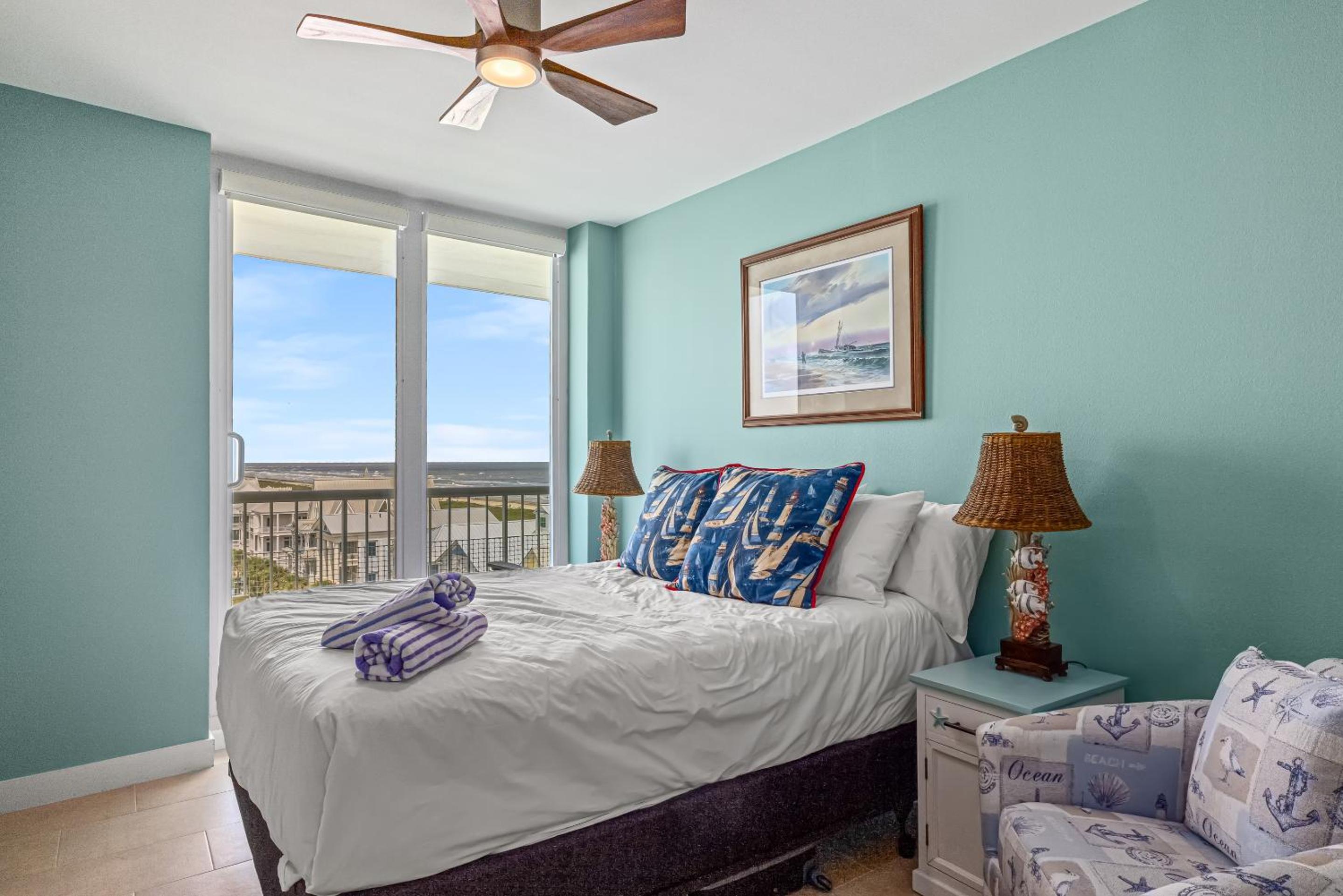 Galvestonian 600 - Beachfront Elegance view 2