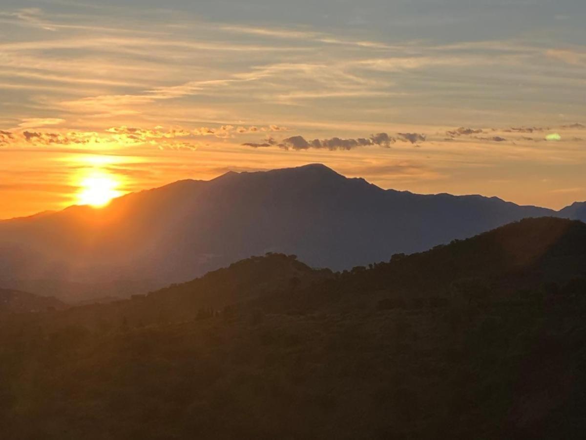 Lagar De Trevenez Montes De Malaga