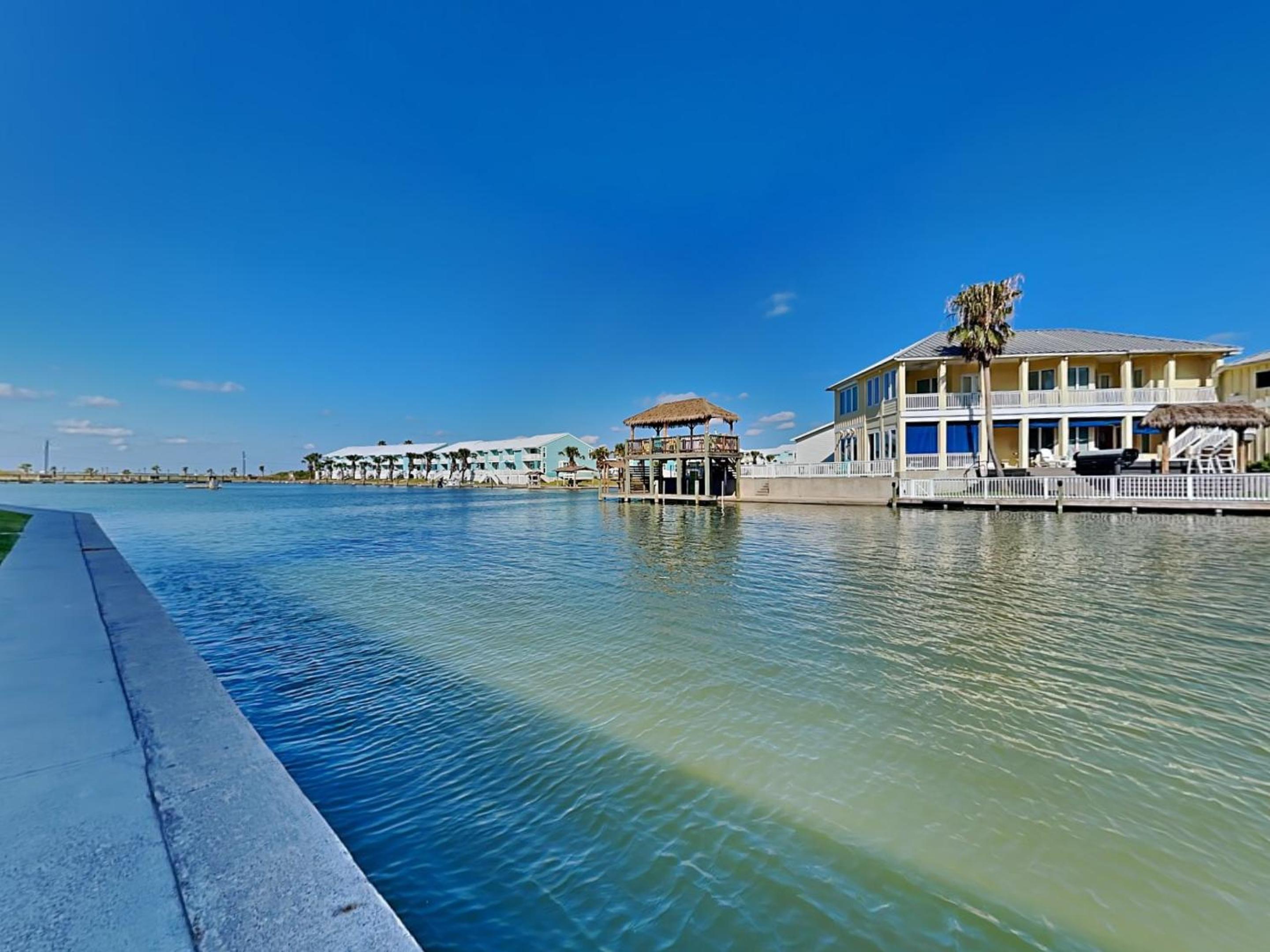 Kontiki Beach Resort #222