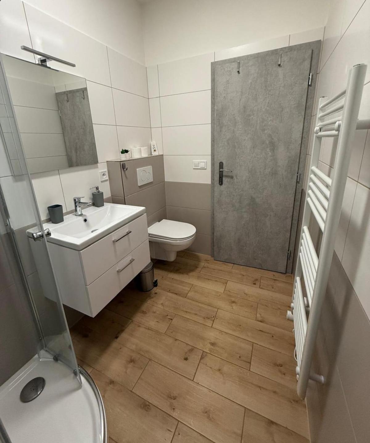 Apartmány U Kostela