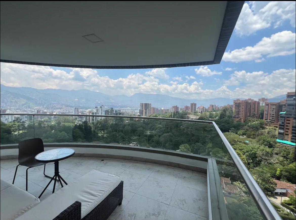 Modern Units Poblado with stunning view