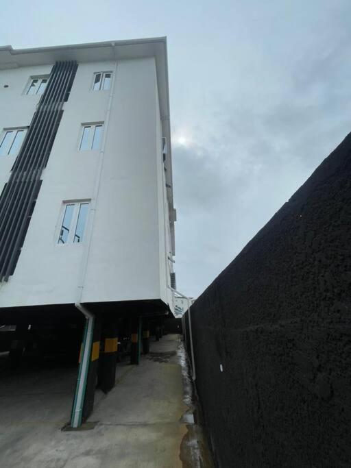 Luxurious Lekki Haven
