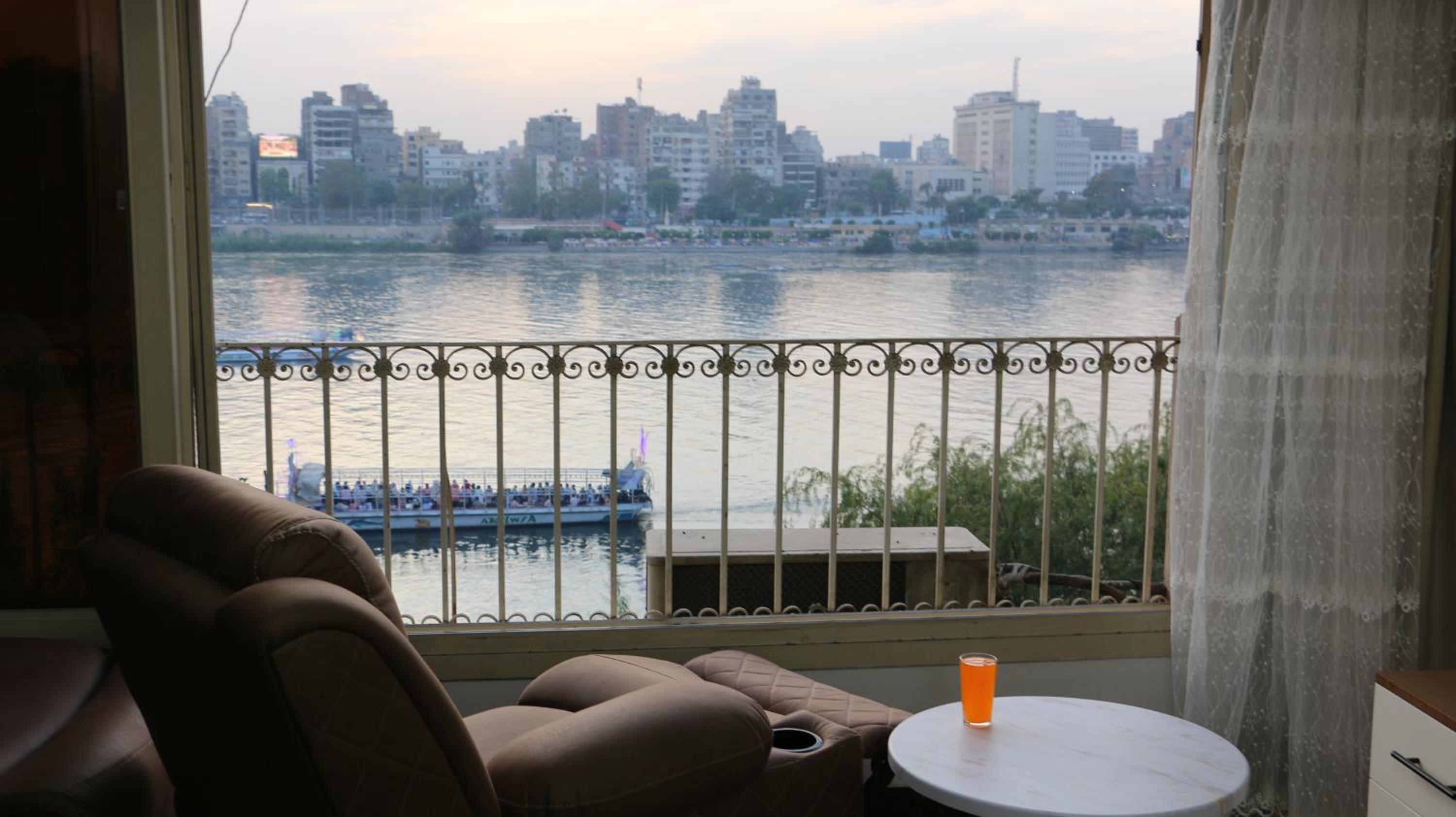 Fantastic Nile view Apartment