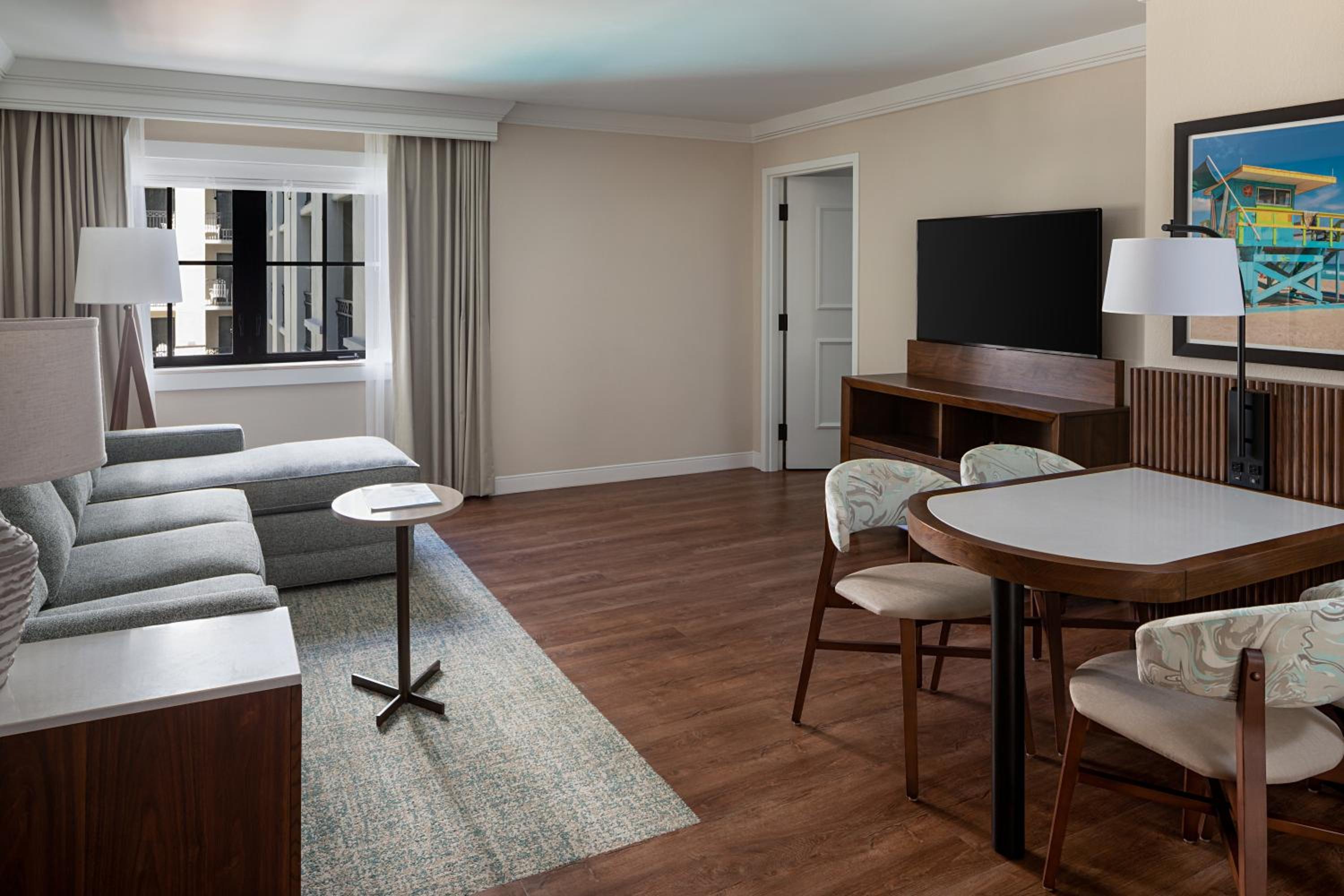 West Palm Beach Vacations - The Atlantic Suites on the Ave - Property Image 9