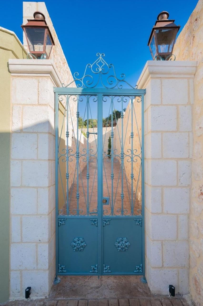 CASTA DIVA Luxury Accommodation