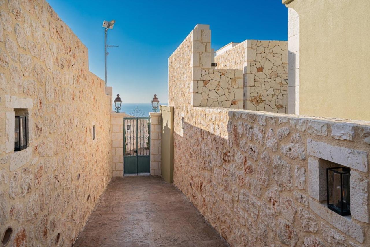 CASTA DIVA Luxury Accommodation