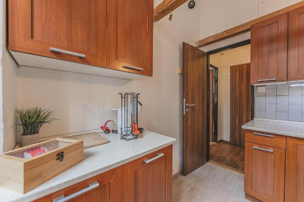 Moderní apartmán u Velkého náměstí 1, Wi-Fi zdarma, koupelna s vanou