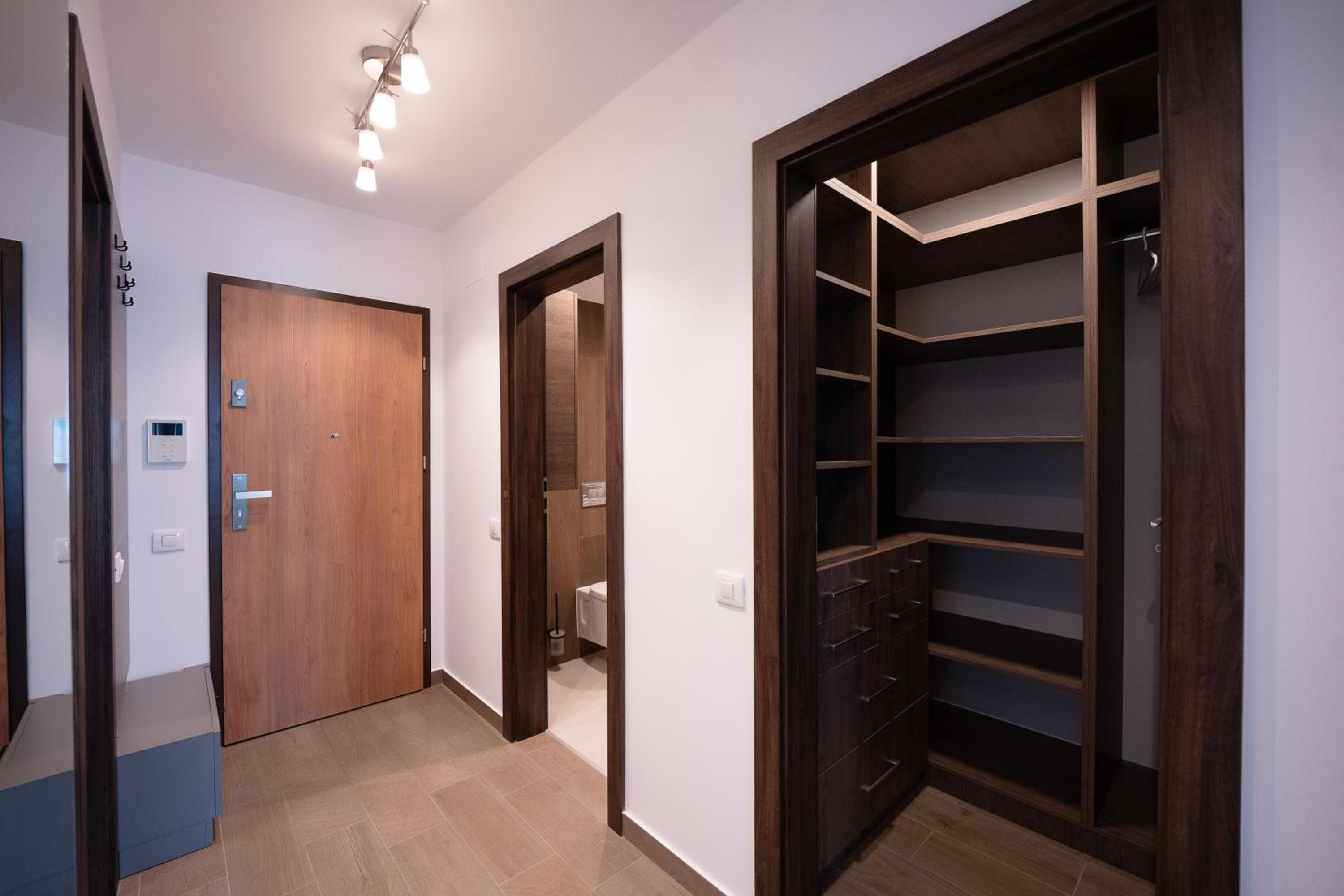 OnTop Apartments
