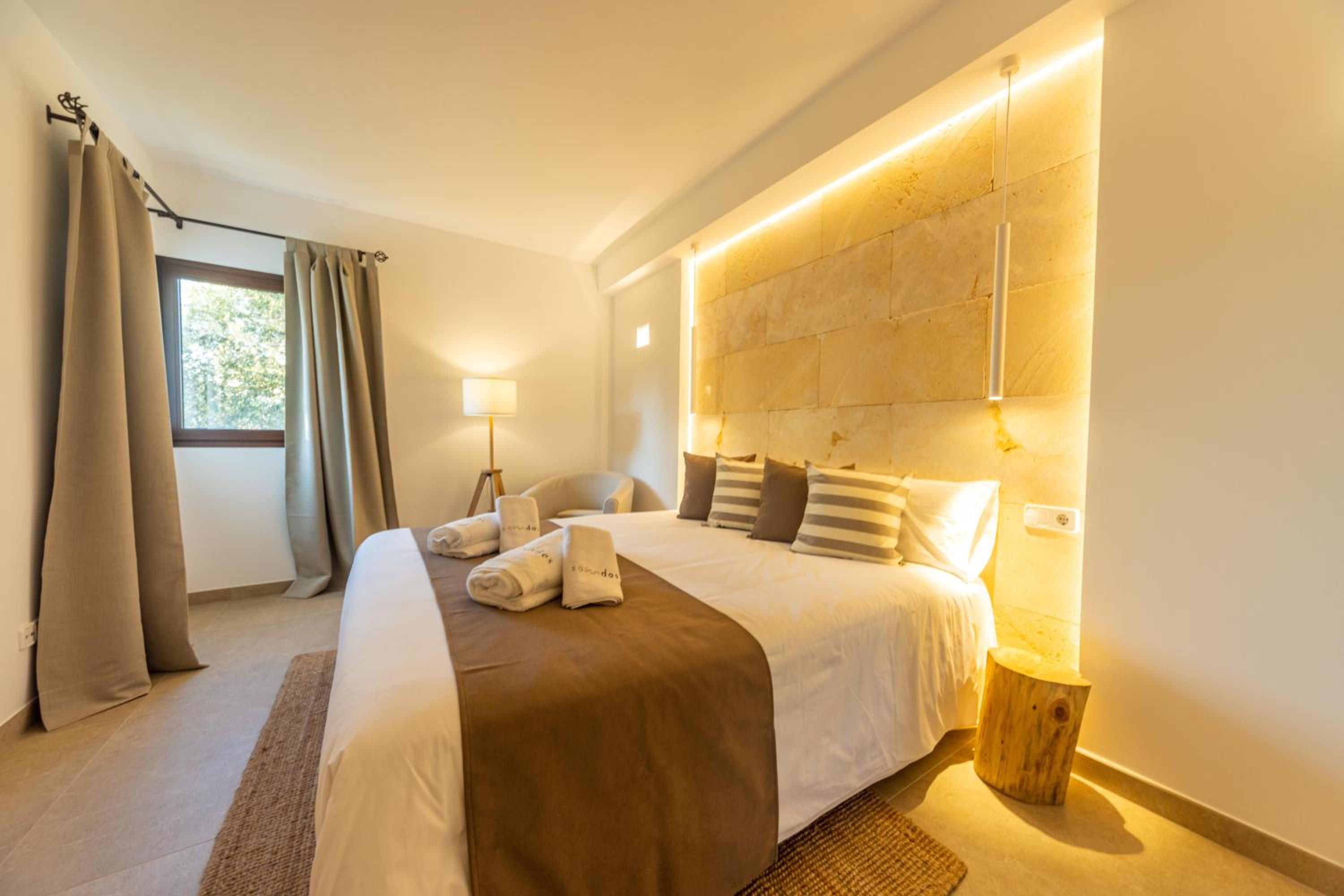 Es Mirador de Vernissa. Jacuzzi, sauna y piscina
