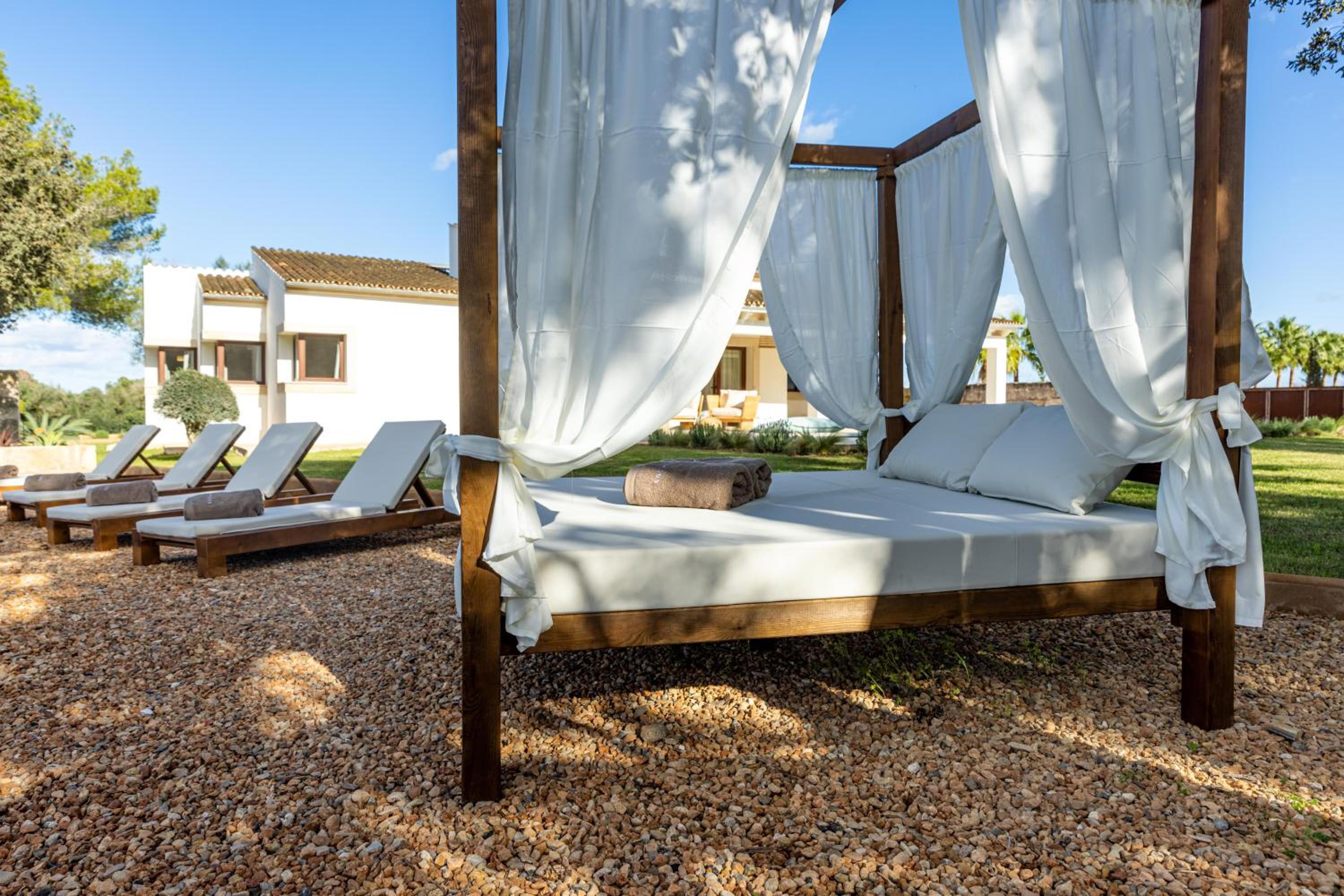 Es Mirador de Vernissa. Jacuzzi, sauna y piscina
