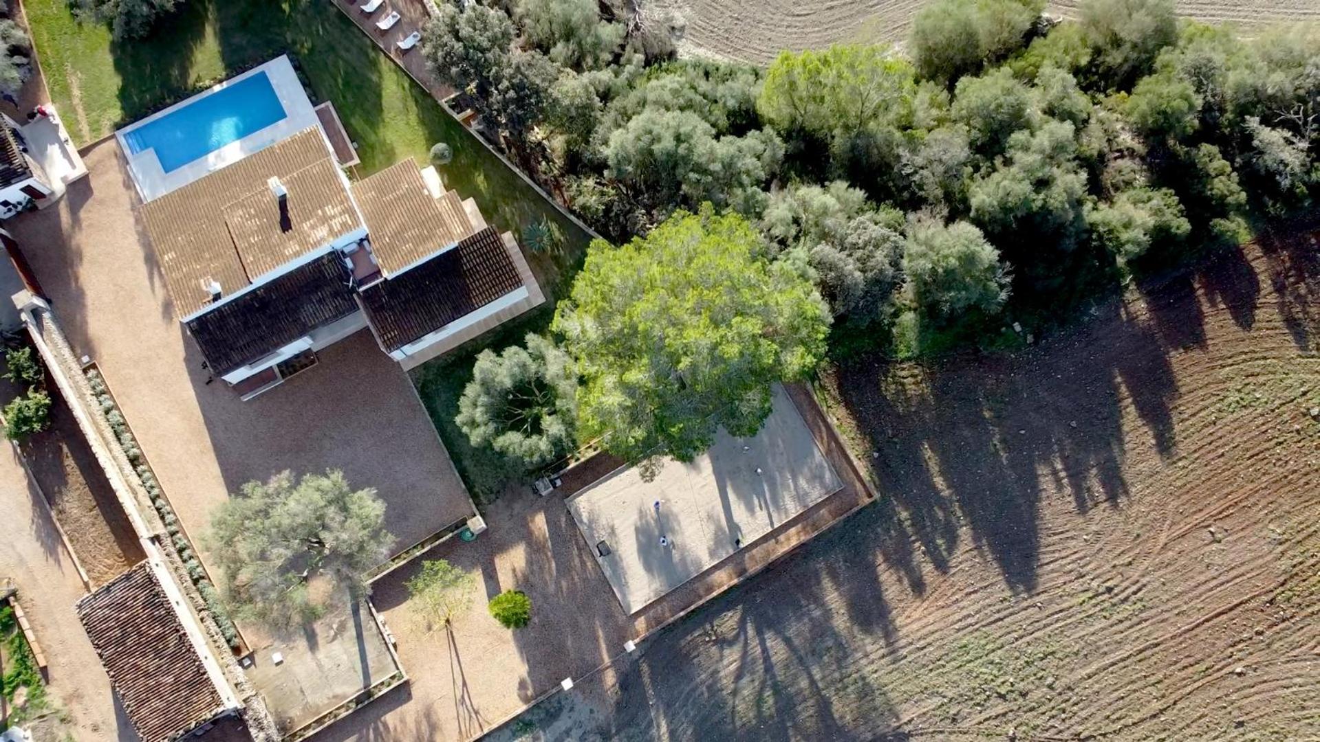 Es Mirador de Vernissa. Jacuzzi, sauna y piscina