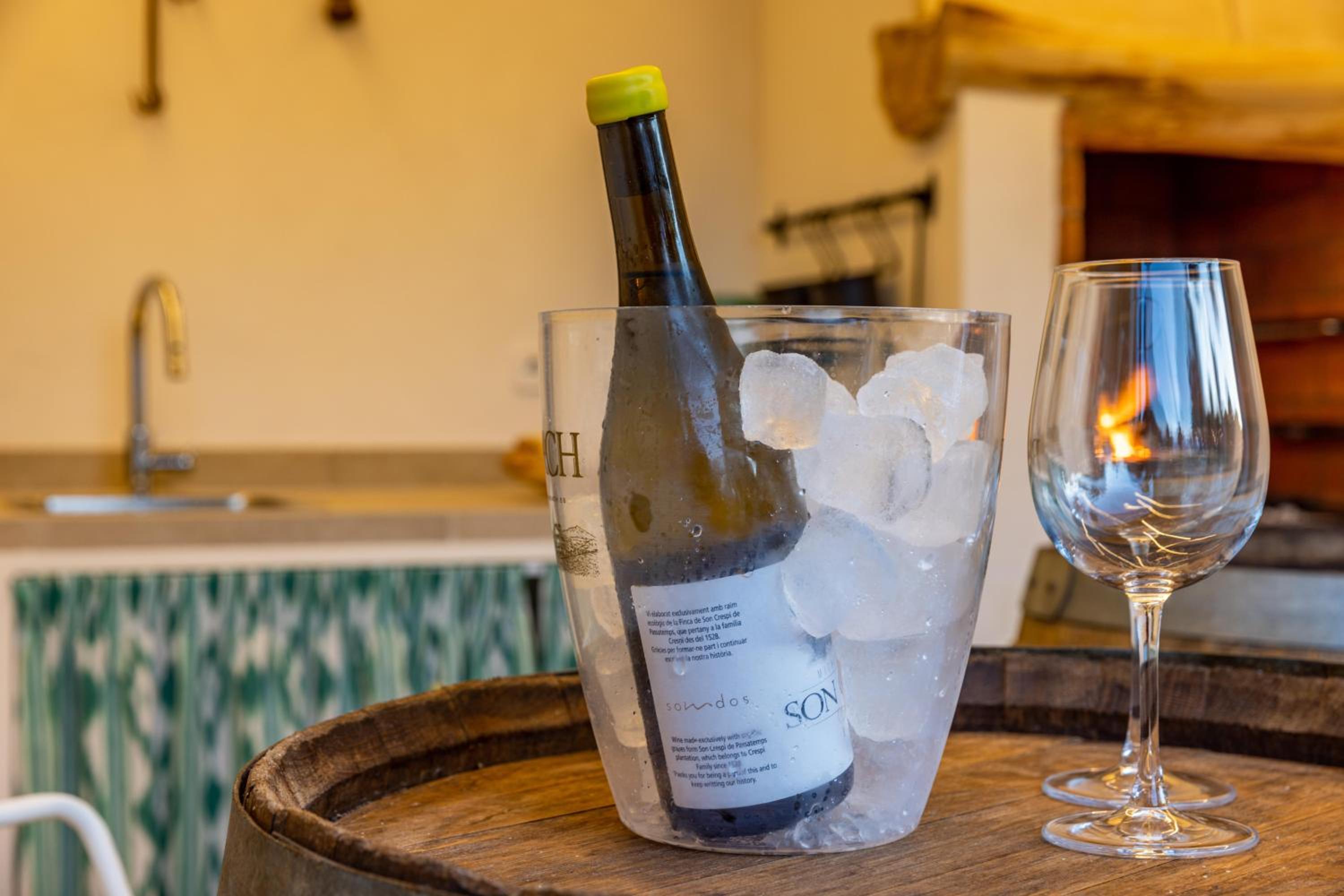 Es Mirador de Vernissa. Jacuzzi, sauna y piscina