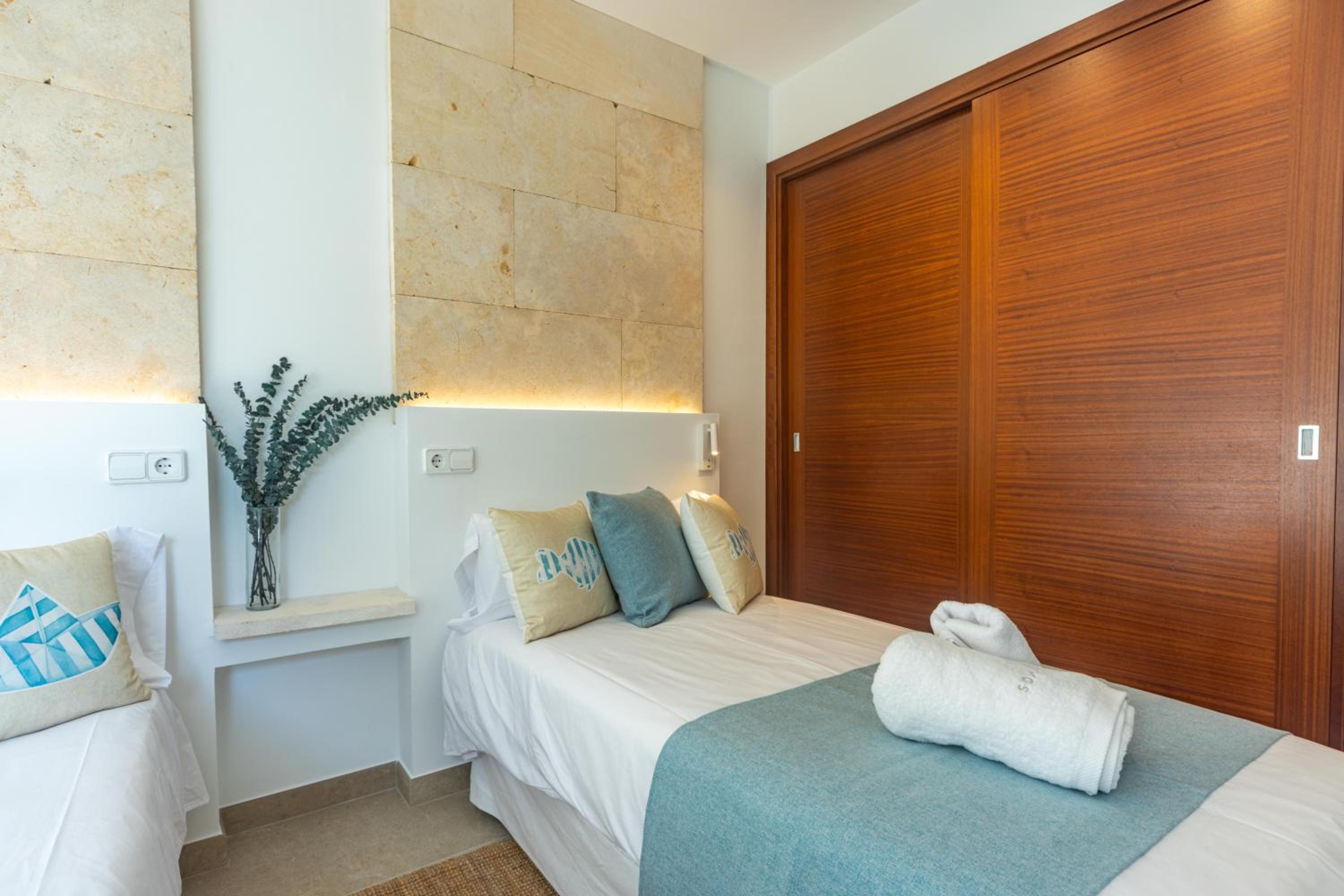 Es Mirador de Vernissa. Jacuzzi, sauna y piscina