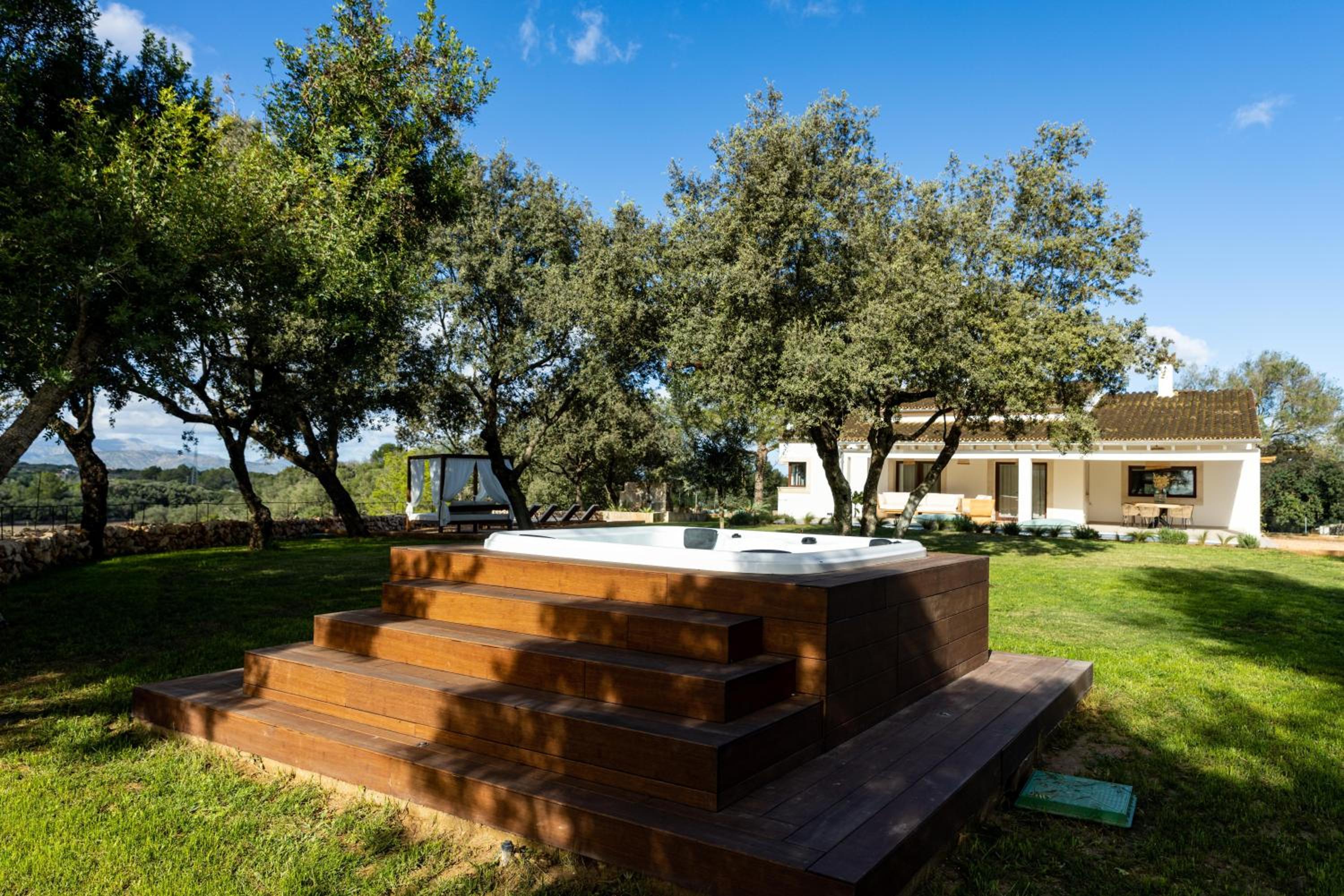 Es Mirador de Vernissa. Jacuzzi, sauna y piscina