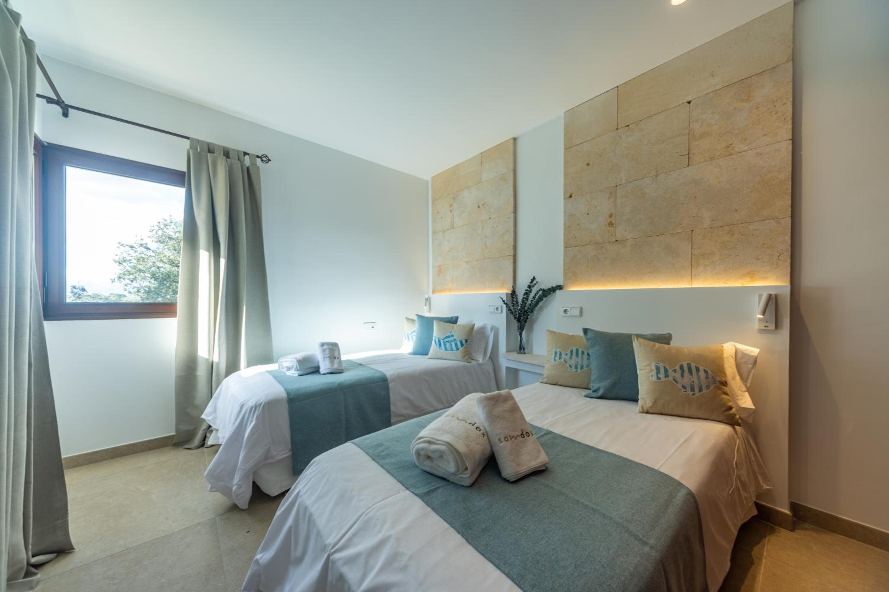 Es Mirador de Vernissa. Jacuzzi, sauna y piscina
