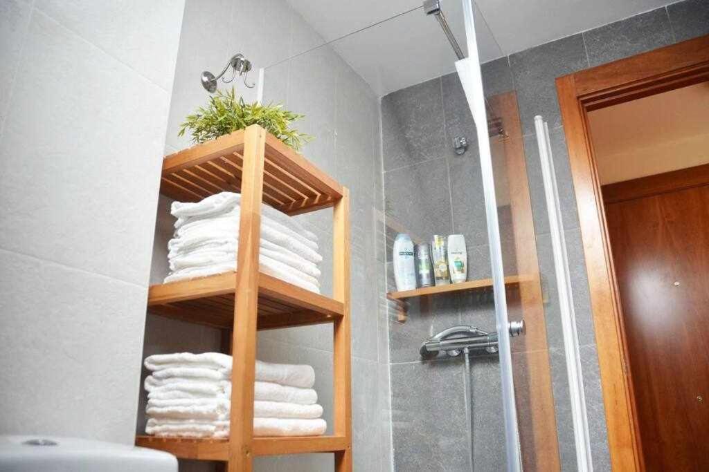 Nevadahome SERRANEU studio con garaje privado
