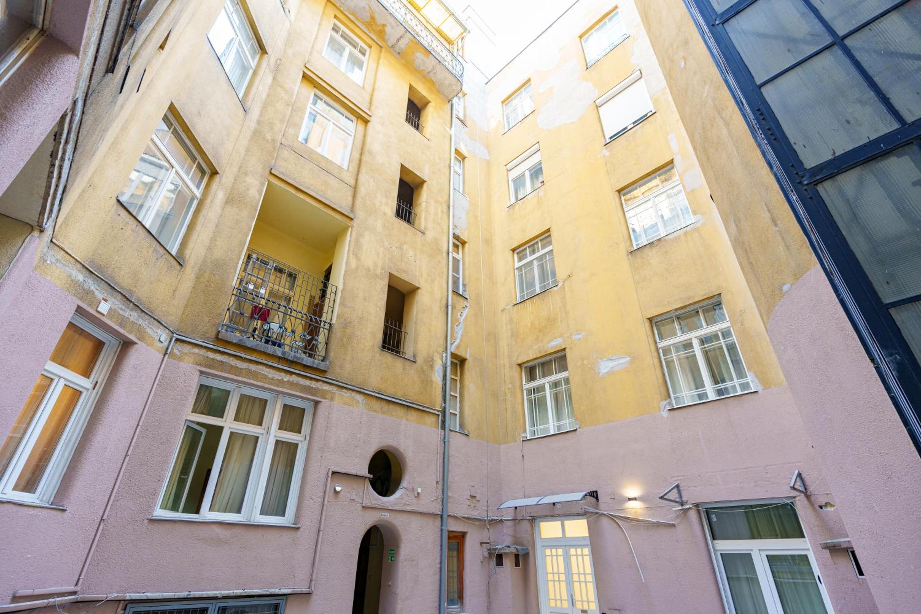 Parliament Danube Residence