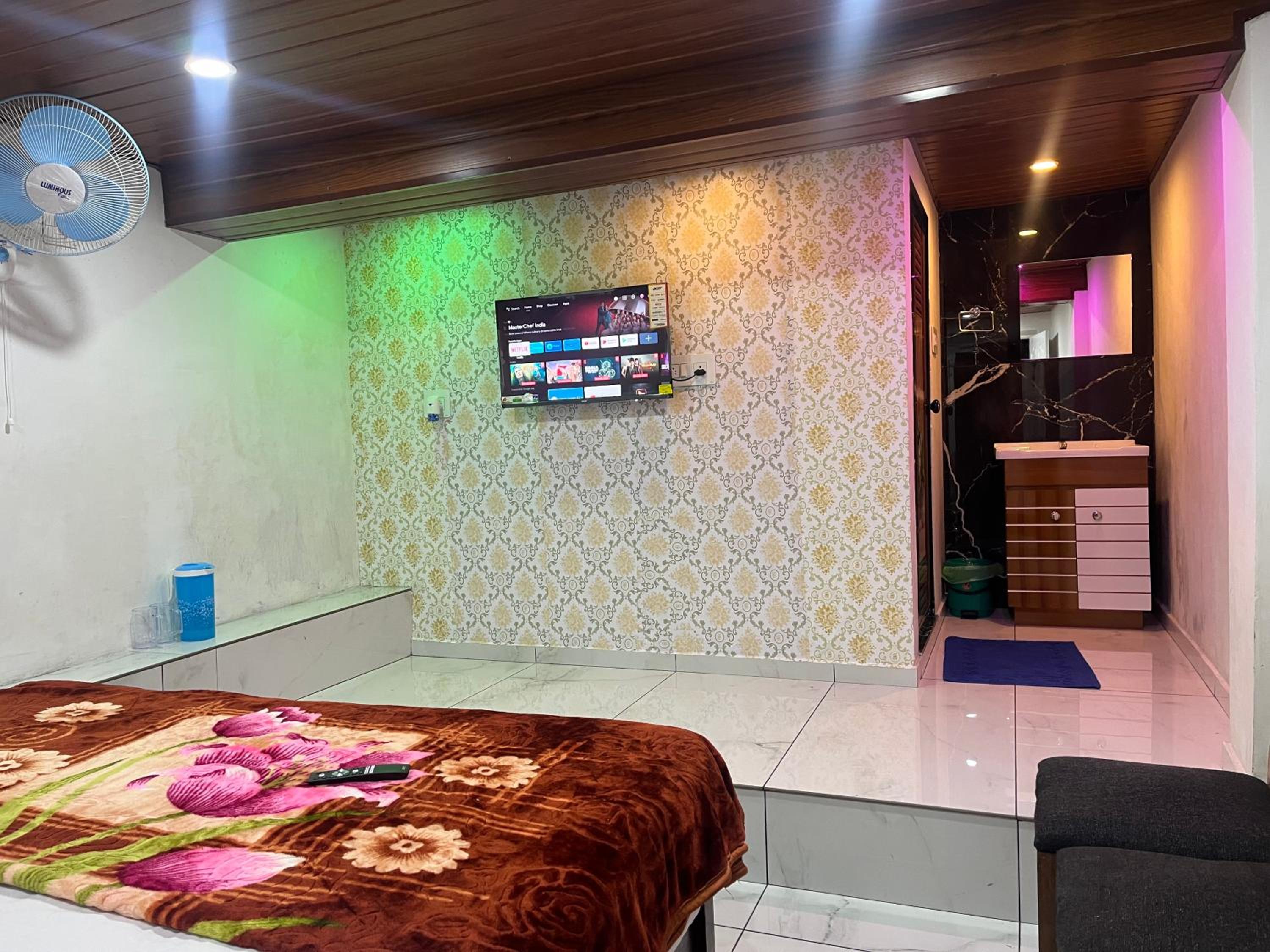 Pooja Homestay