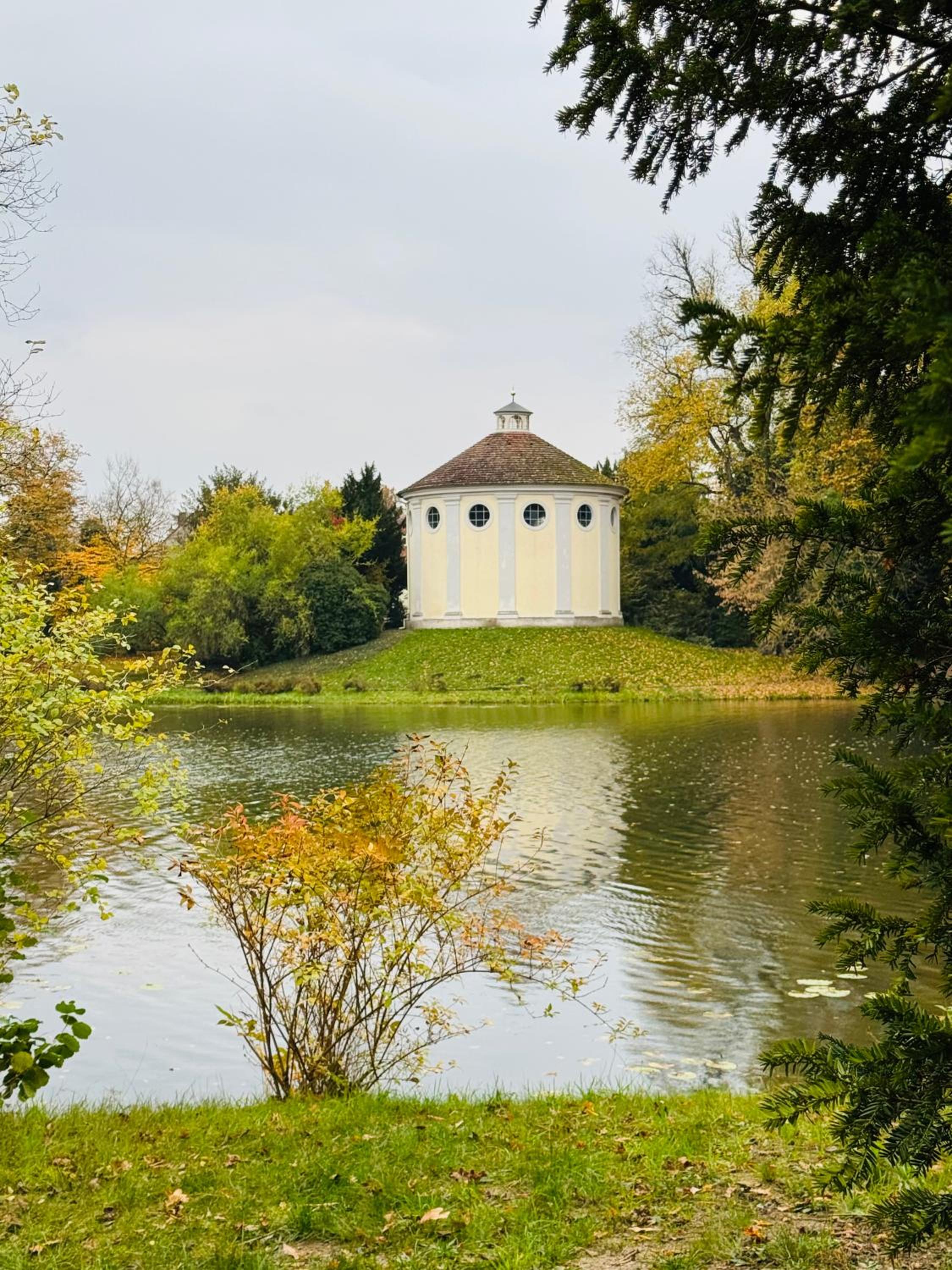 8 Personen Ferienhaus ,,Seegelblick" am Goitzschesee, erste Reihe am Strand mit Sauna, Whirlpool, Kamin, Wallbox & SUP view 5