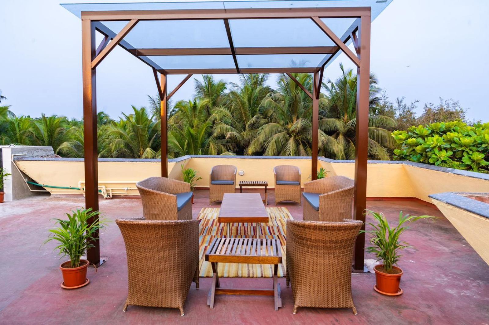 Calangute Candolim Beach Bay villas and Apartments view 5