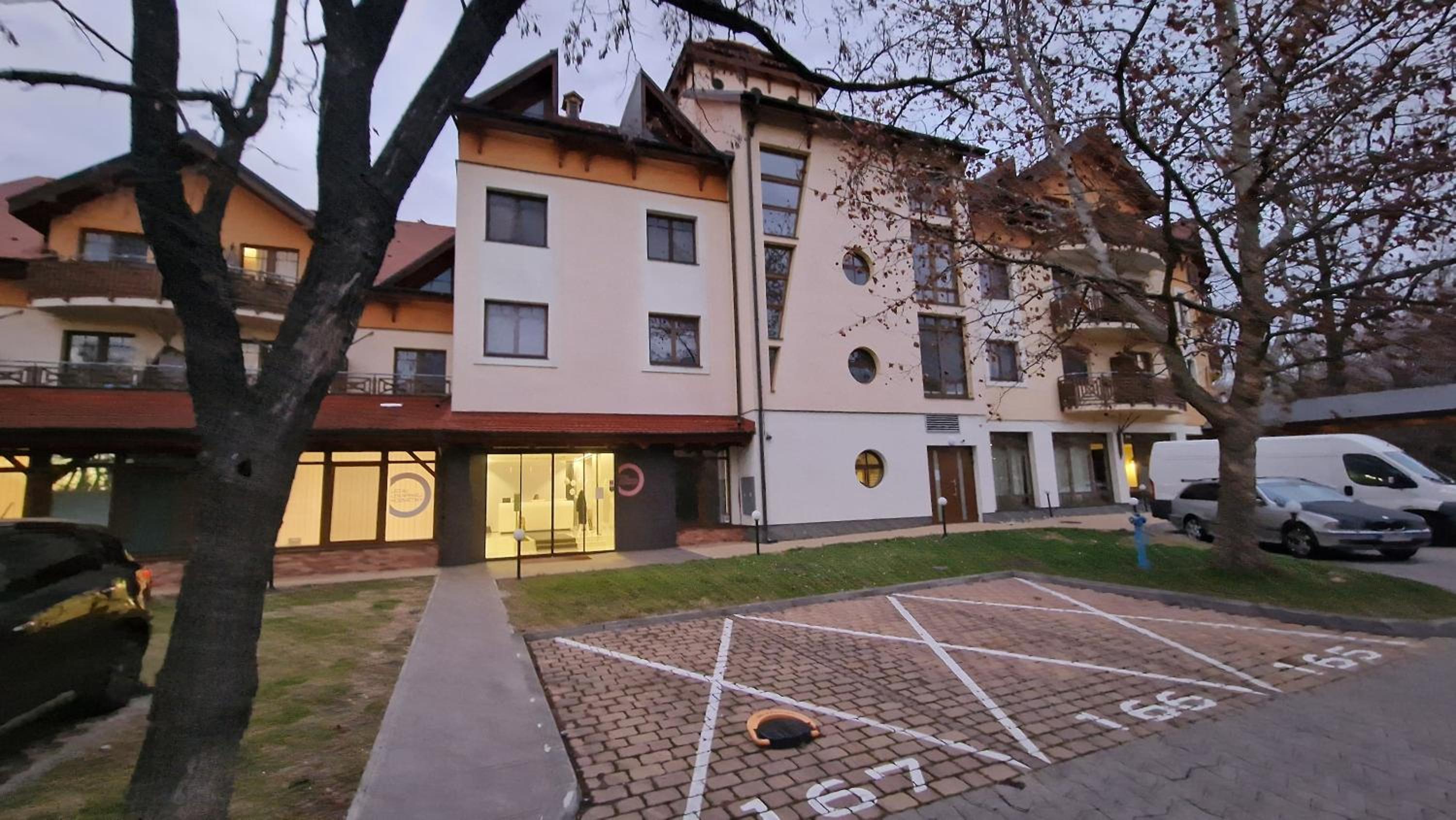 Apartment whit balcony and lake view Bratislava Checkin - Drazdiak view 2