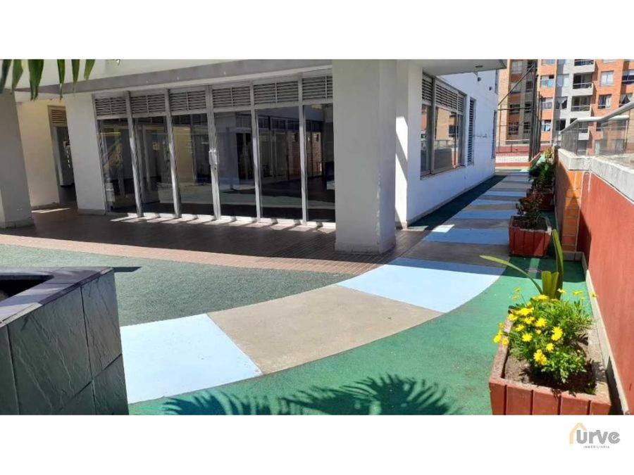 Lovely 3-bedroom condo whit pool