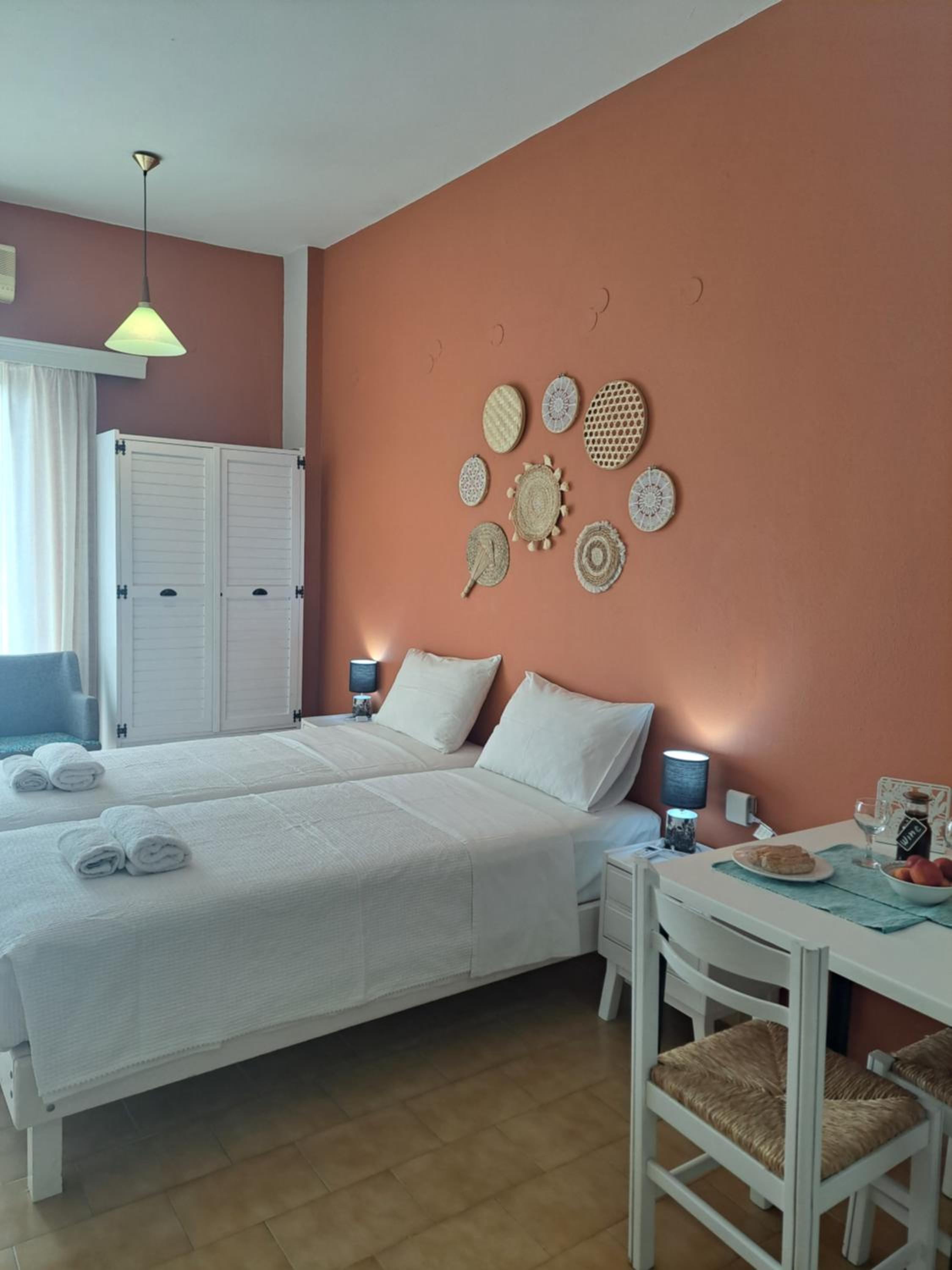 Eleana Apartments