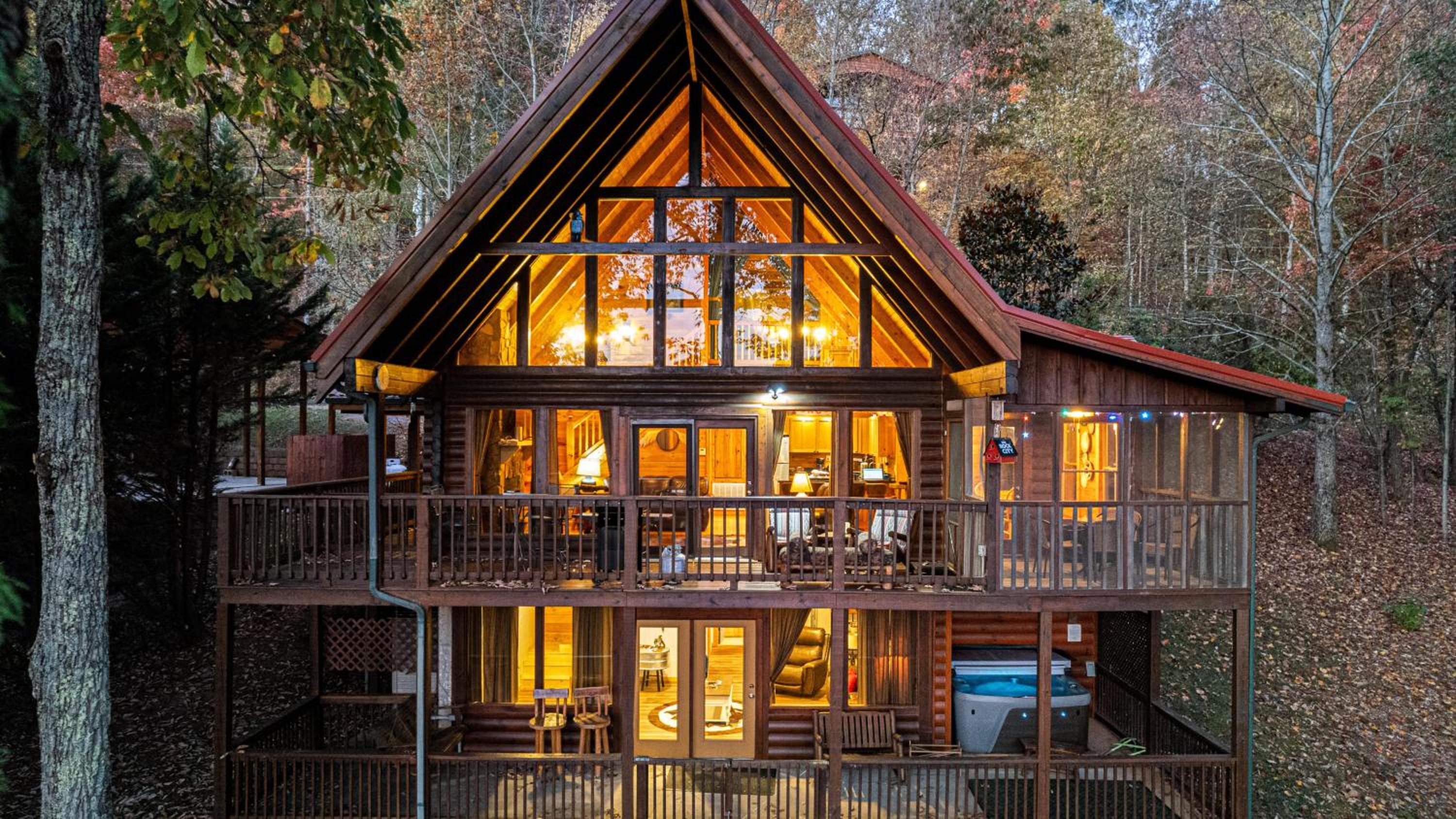 Dreamy Cabin Escape Amazing Views, HotTub & Dogs view 4