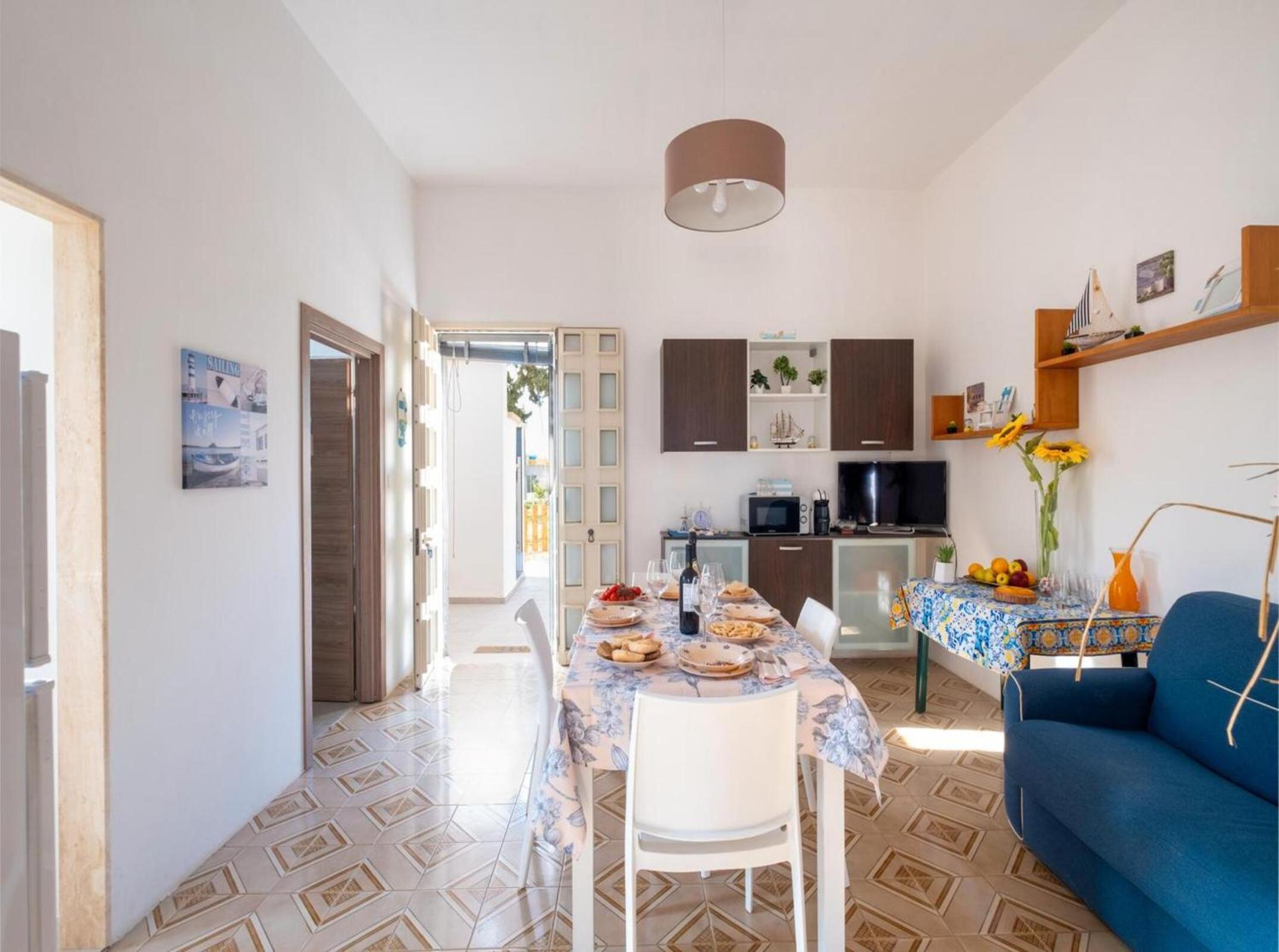 Villa Acqua Azzurra with Private Parking and Air Conditioning view 3