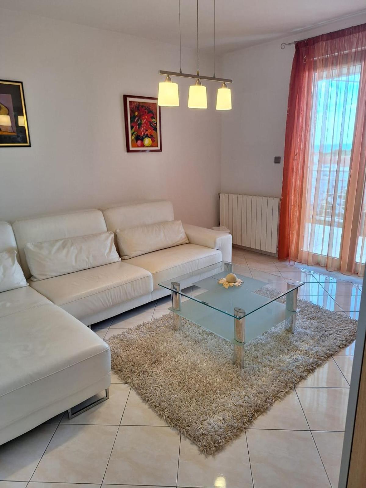 Apartment Katarina