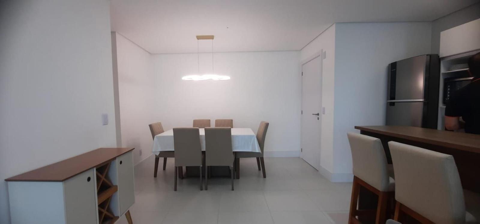 Seafront condominium with pool - SHC