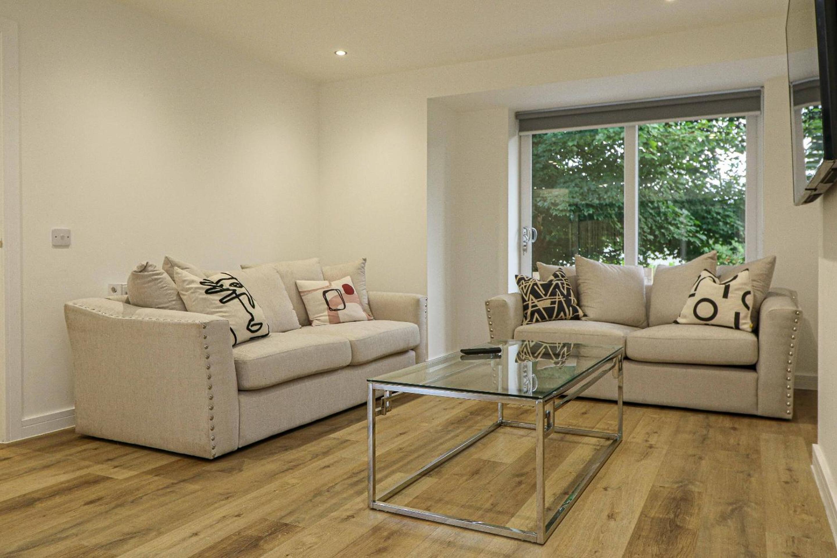 Wyndford Riverside House