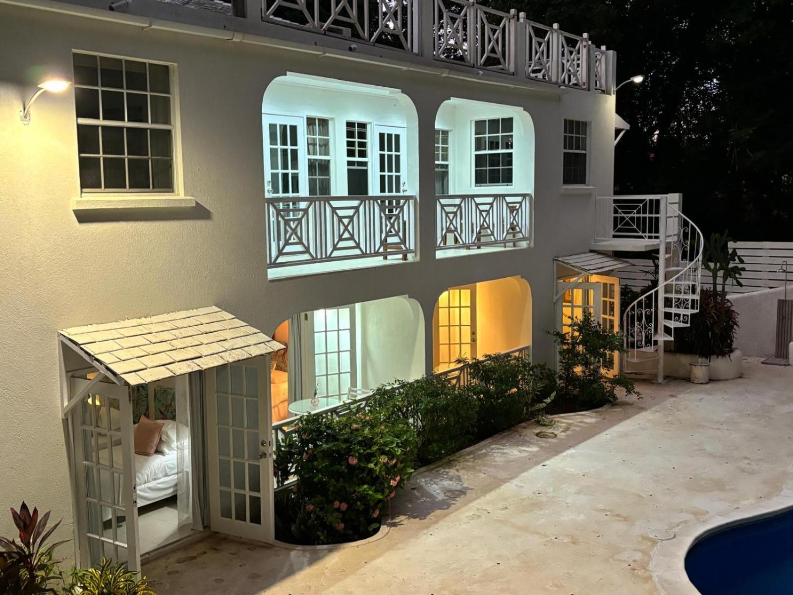 Mullins Beach Houses