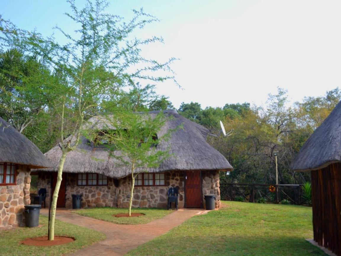 Thandabantu Game Lodge