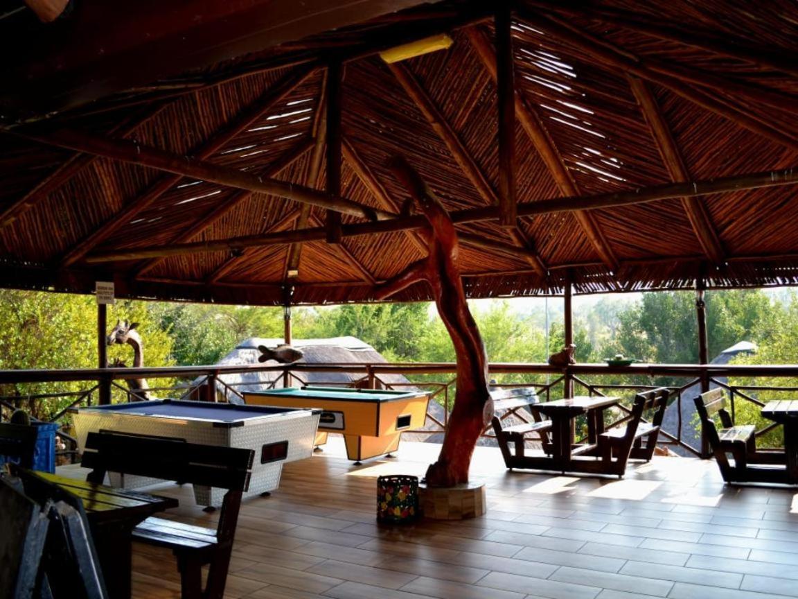 Thandabantu Game Lodge