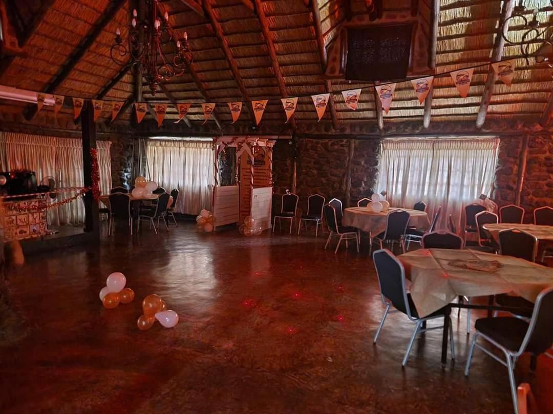Thandabantu Game Lodge