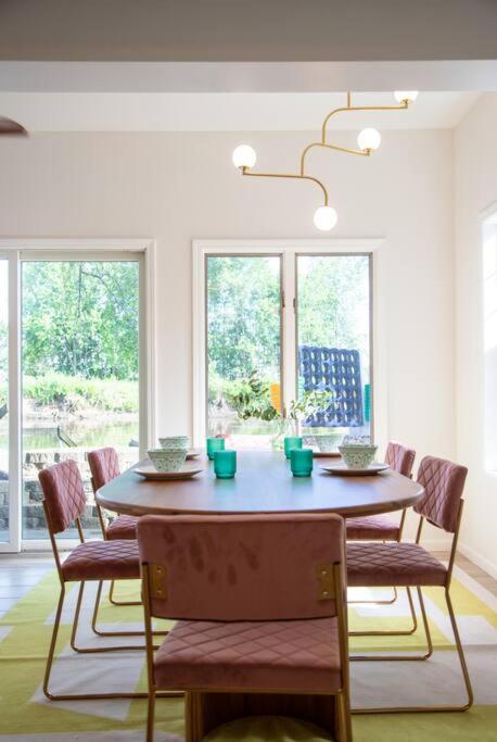 Technicolor River Retreat just outside of Chicago! view 3