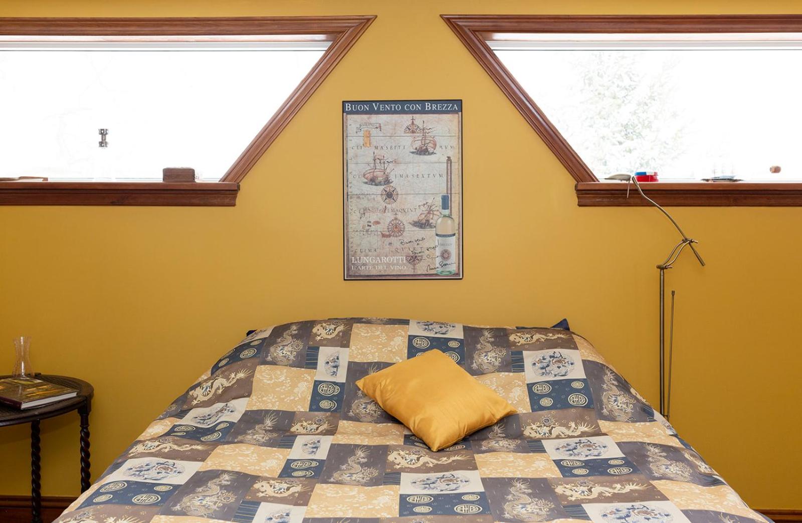 Rustic Farmhouse in Gaspereau Valley Wine Country!