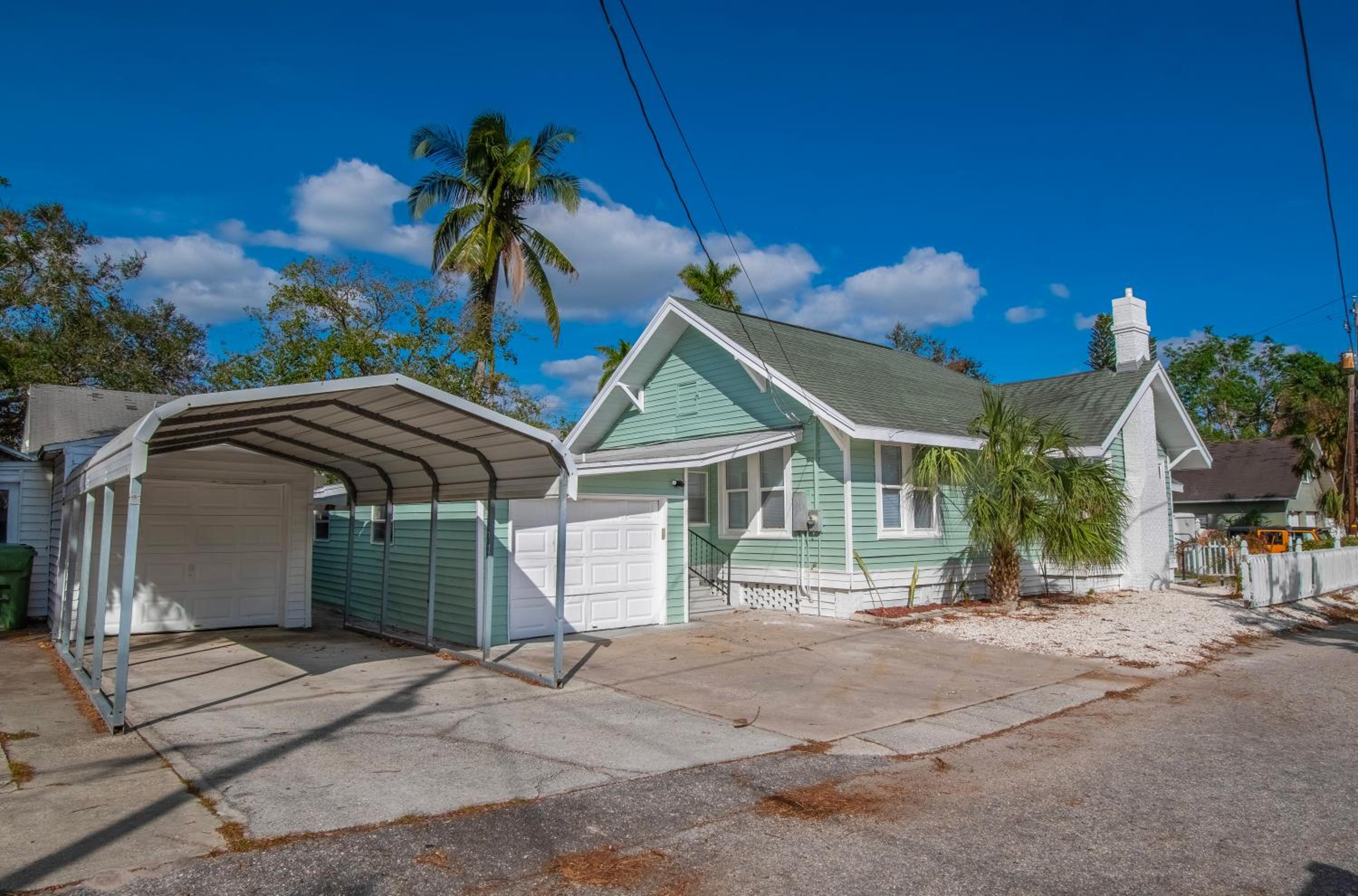 Charming 3-bedroom bungalow view 2