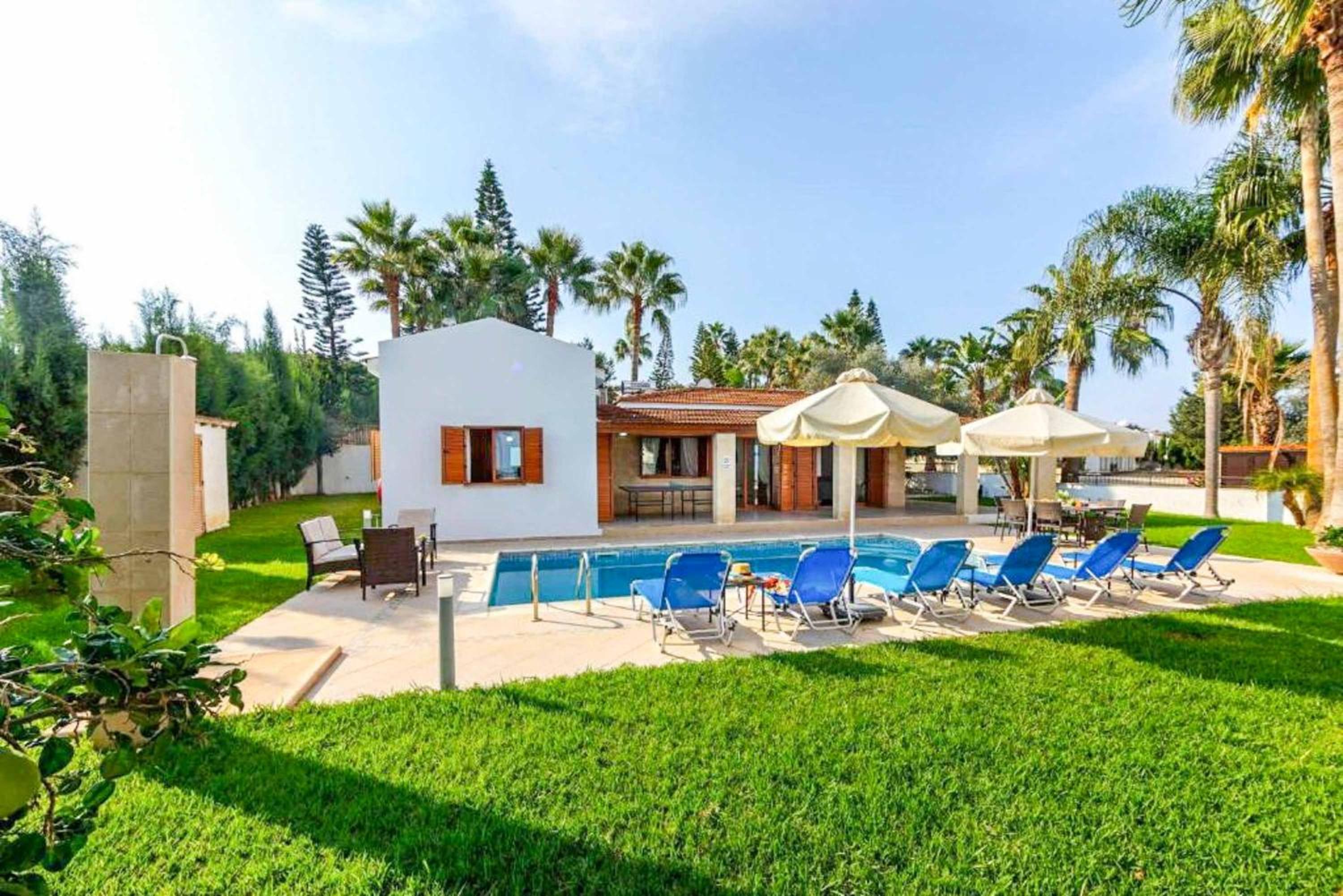 Villa Fostira