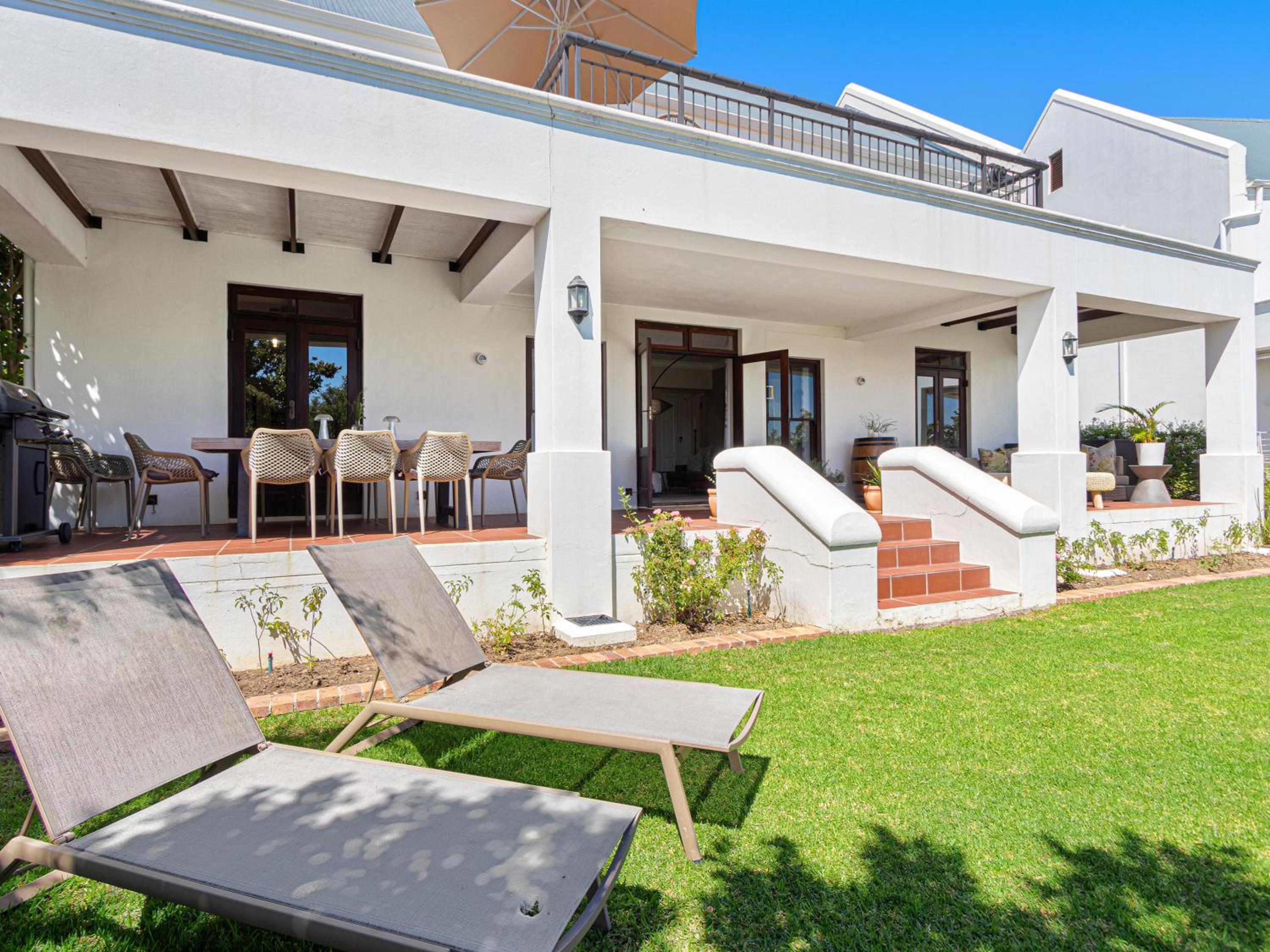 Winelands Golf Lodges 2 view 4
