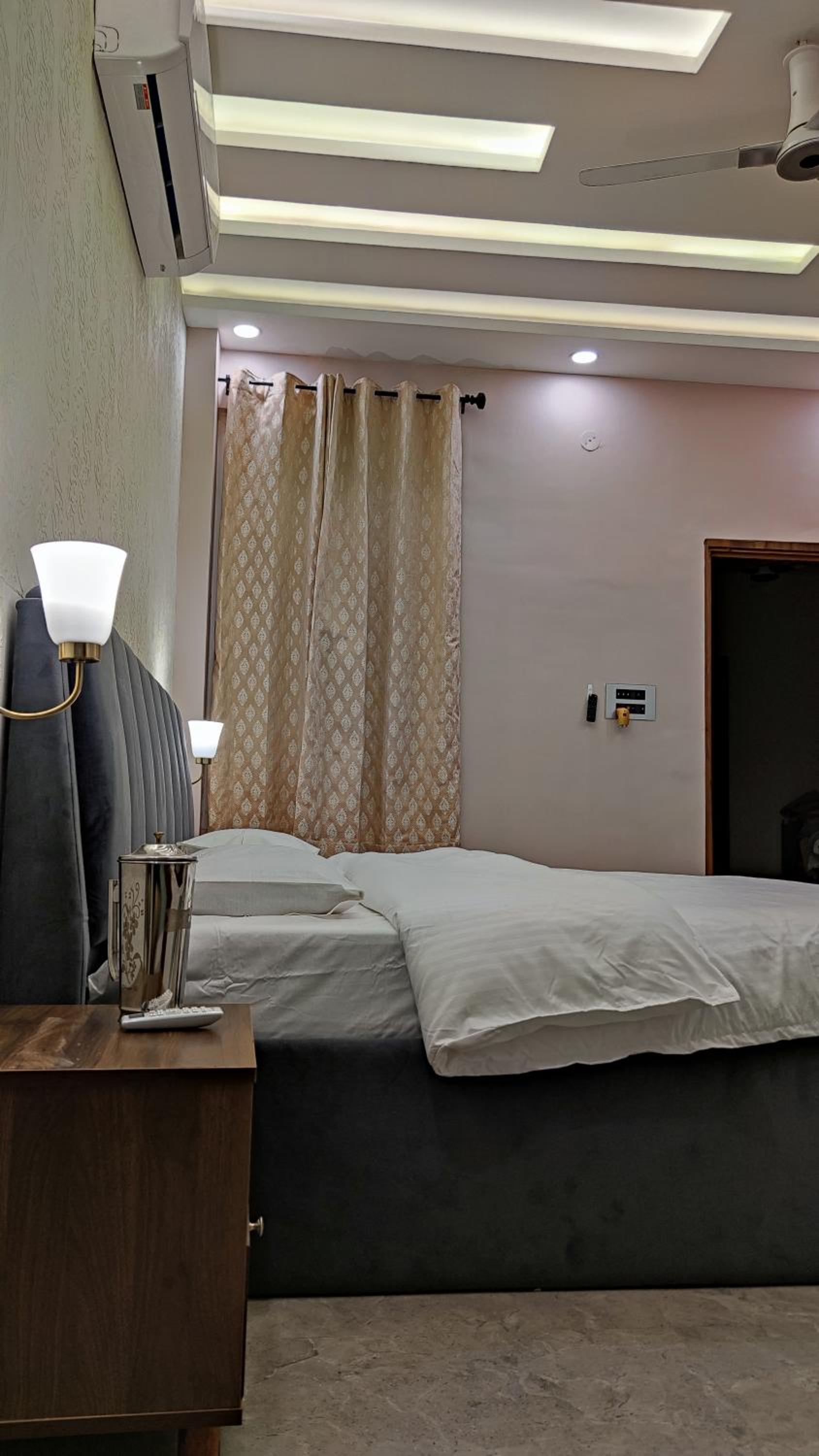 Tiwari homestay