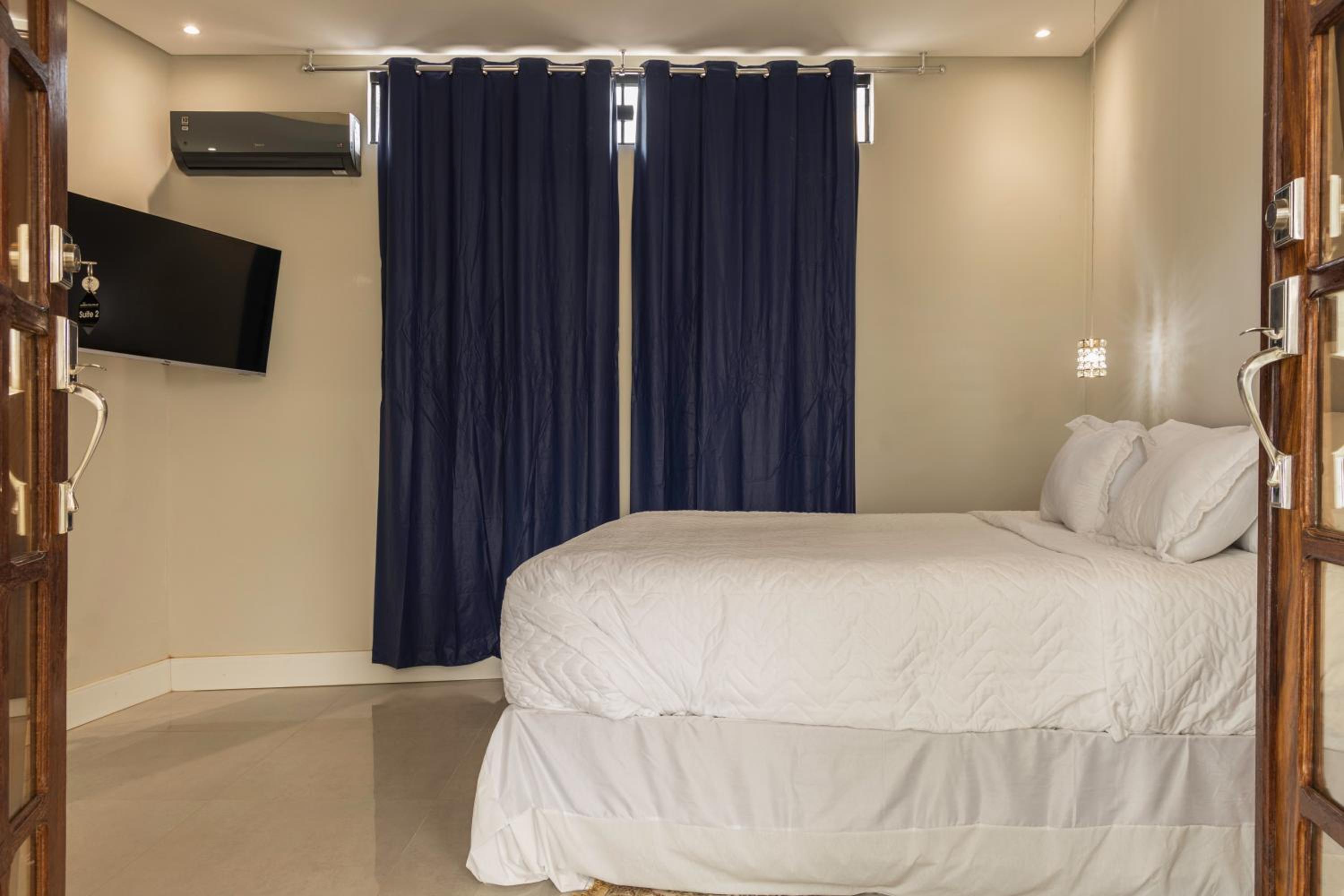 Diamantina Falls Boutique Hotel & Spa