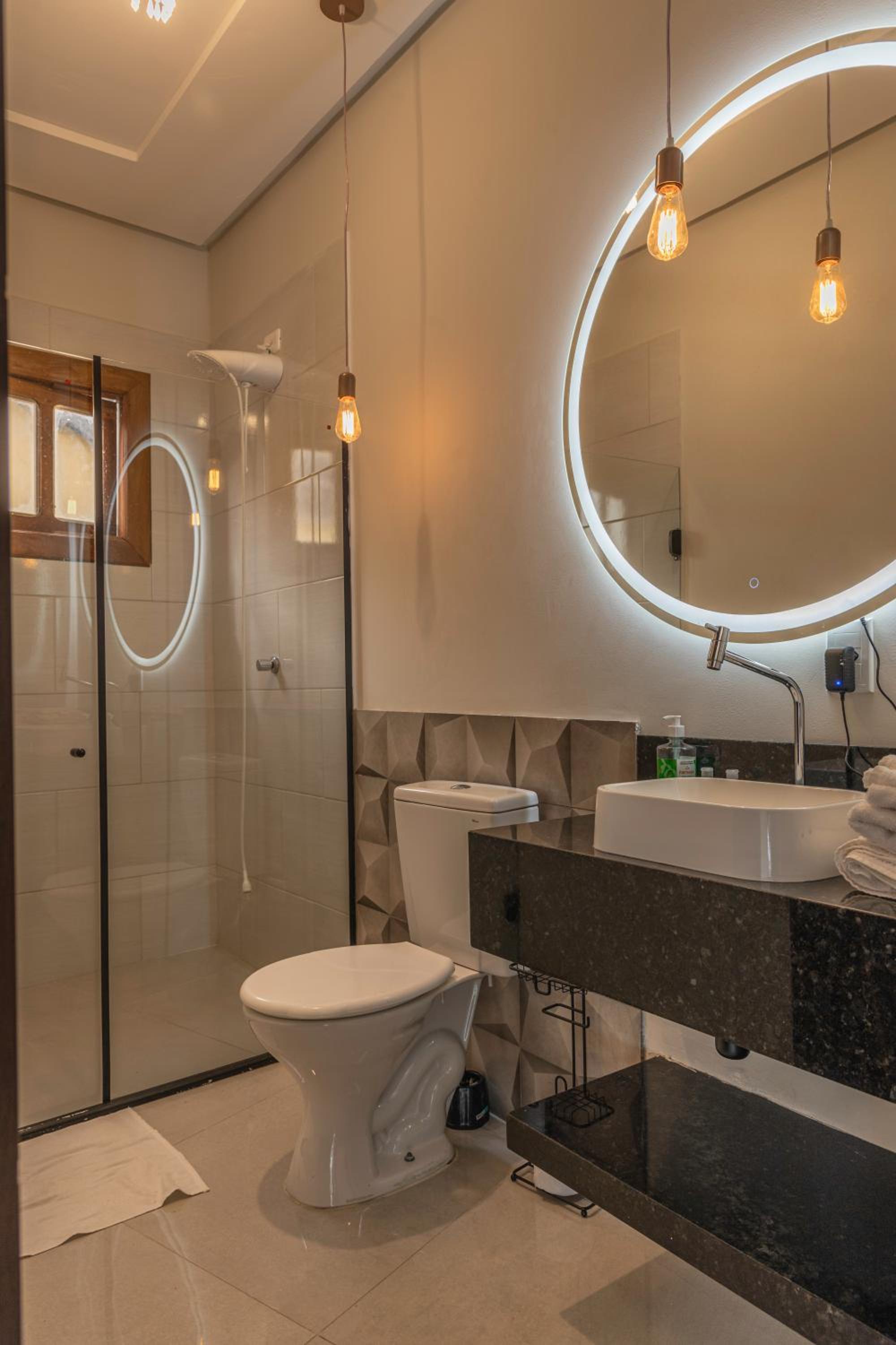 Diamantina Falls Boutique Hotel & Spa
