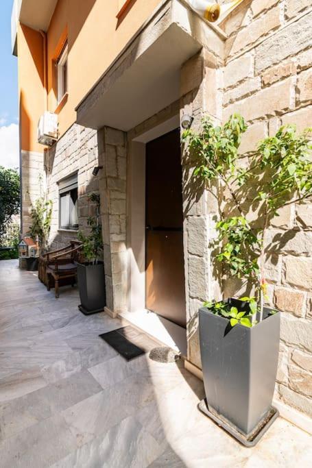 Art-house with private garden