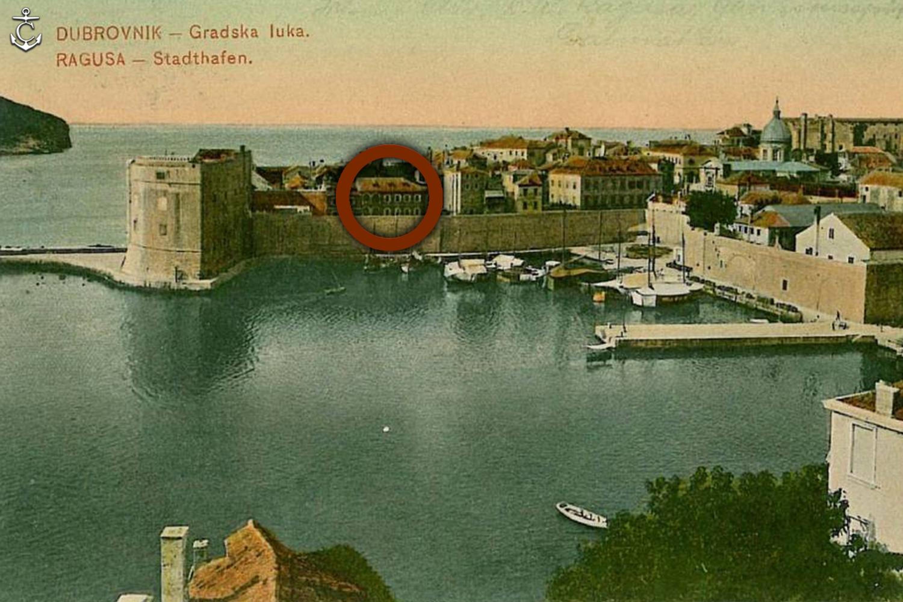 Central Apartment